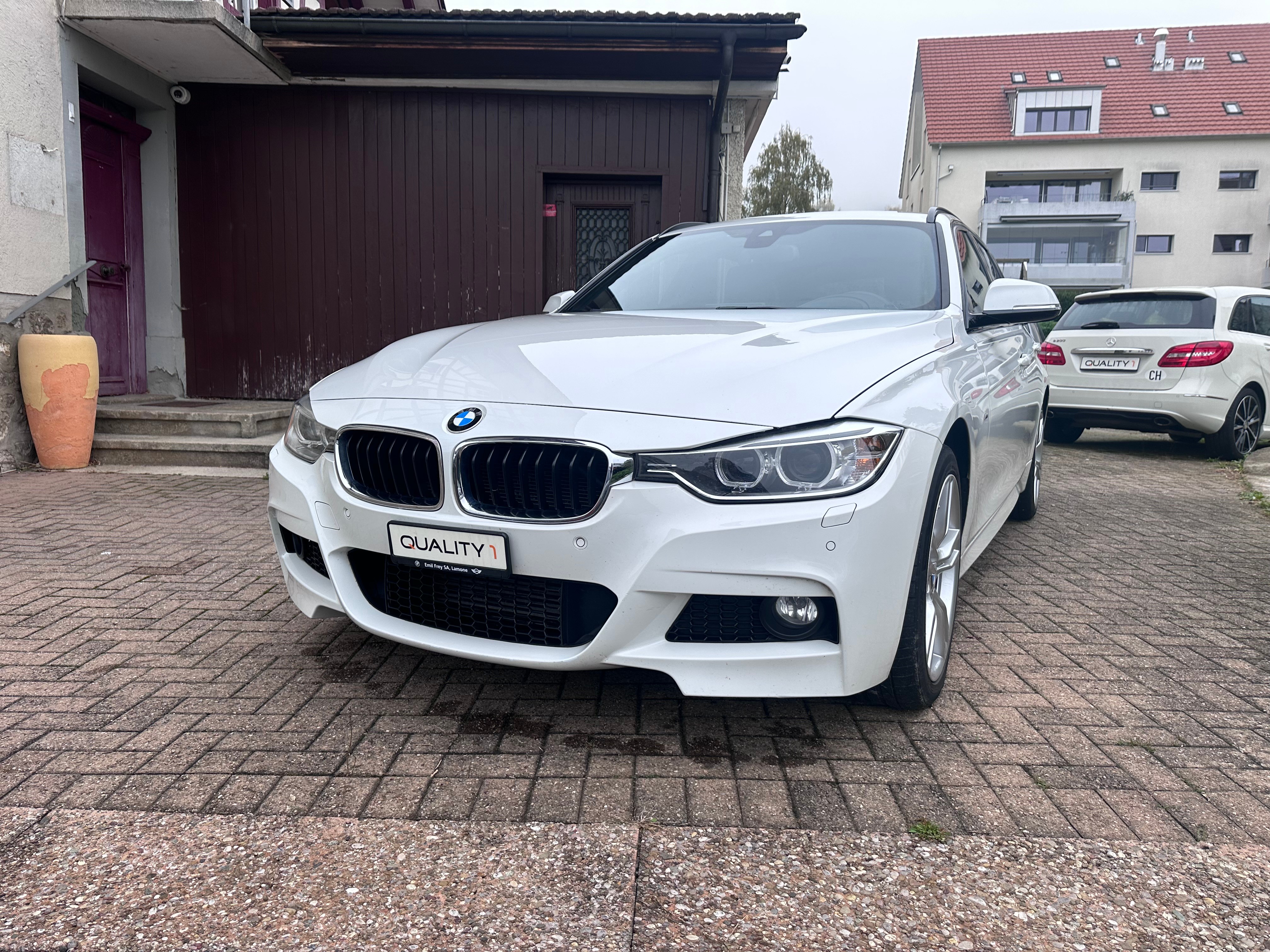 BMW 320d xDrive M-SportpaketTouring Steptronic