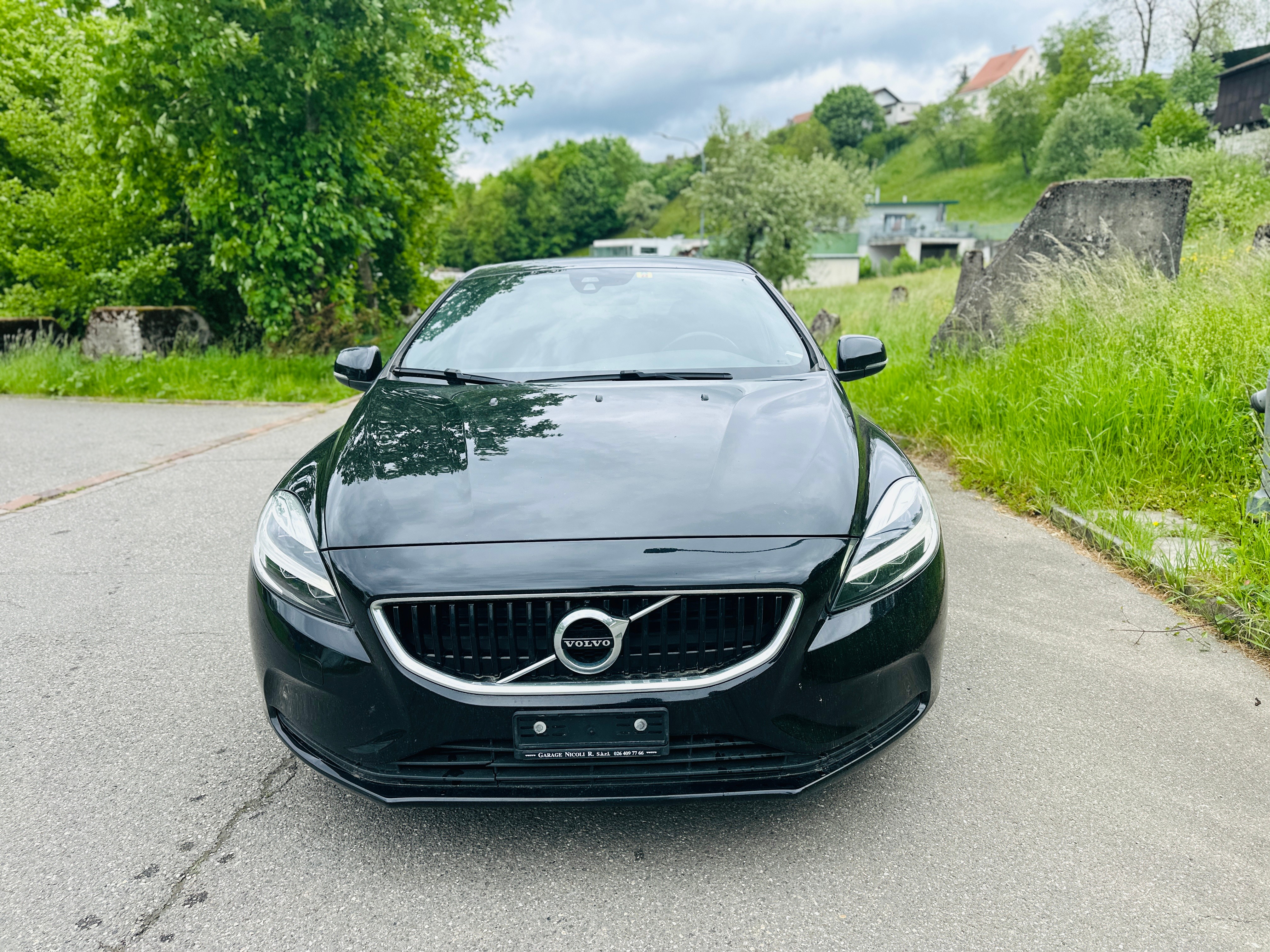 VOLVO V40 D3 Momentum