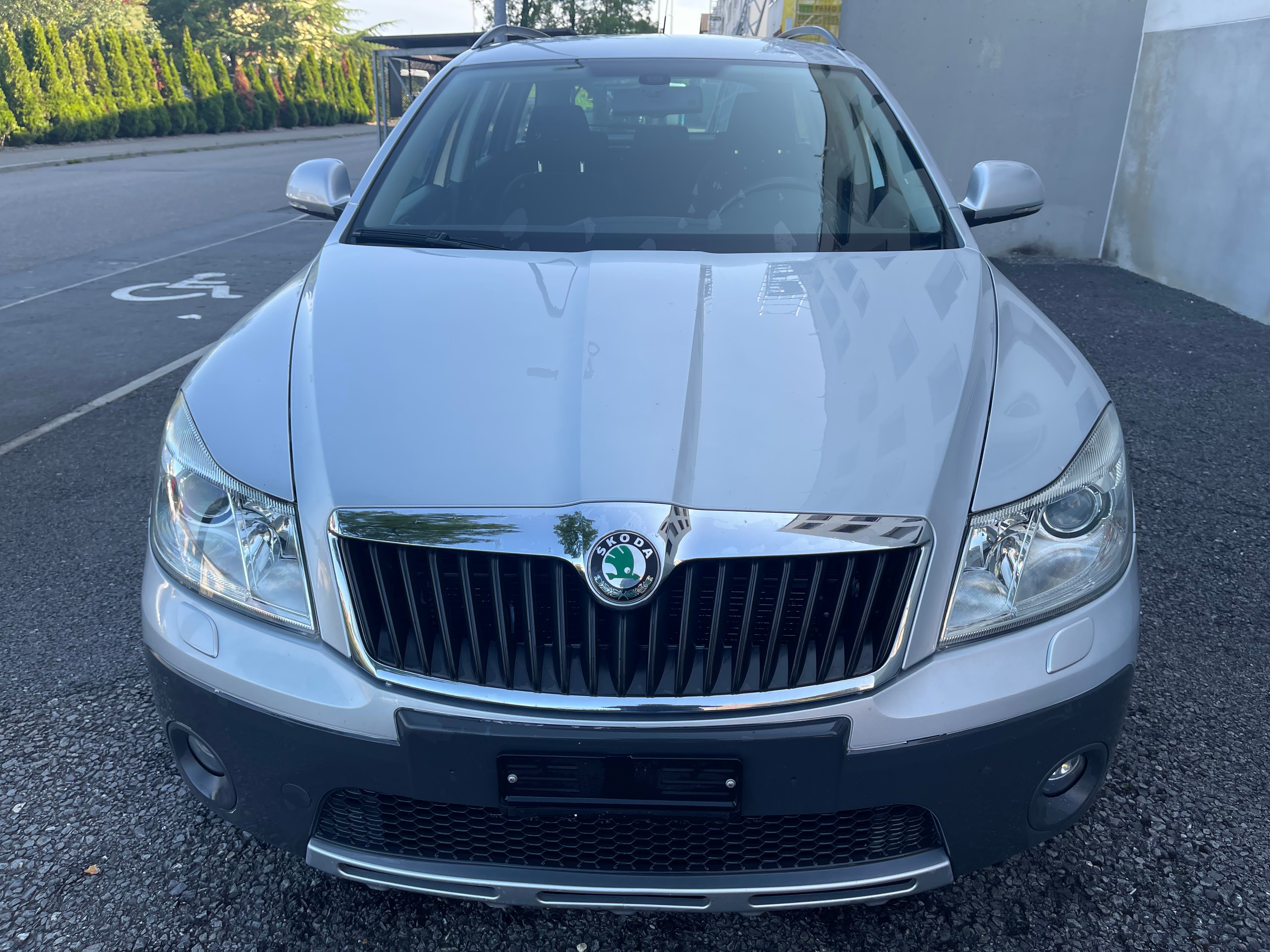 SKODA Octavia Combi 1.8 TSI Scout 4x4