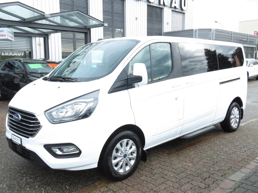 FORD Tourneo Custom 320 L2H1 Shuttle Titanium HEV2 (9-Plätzer)