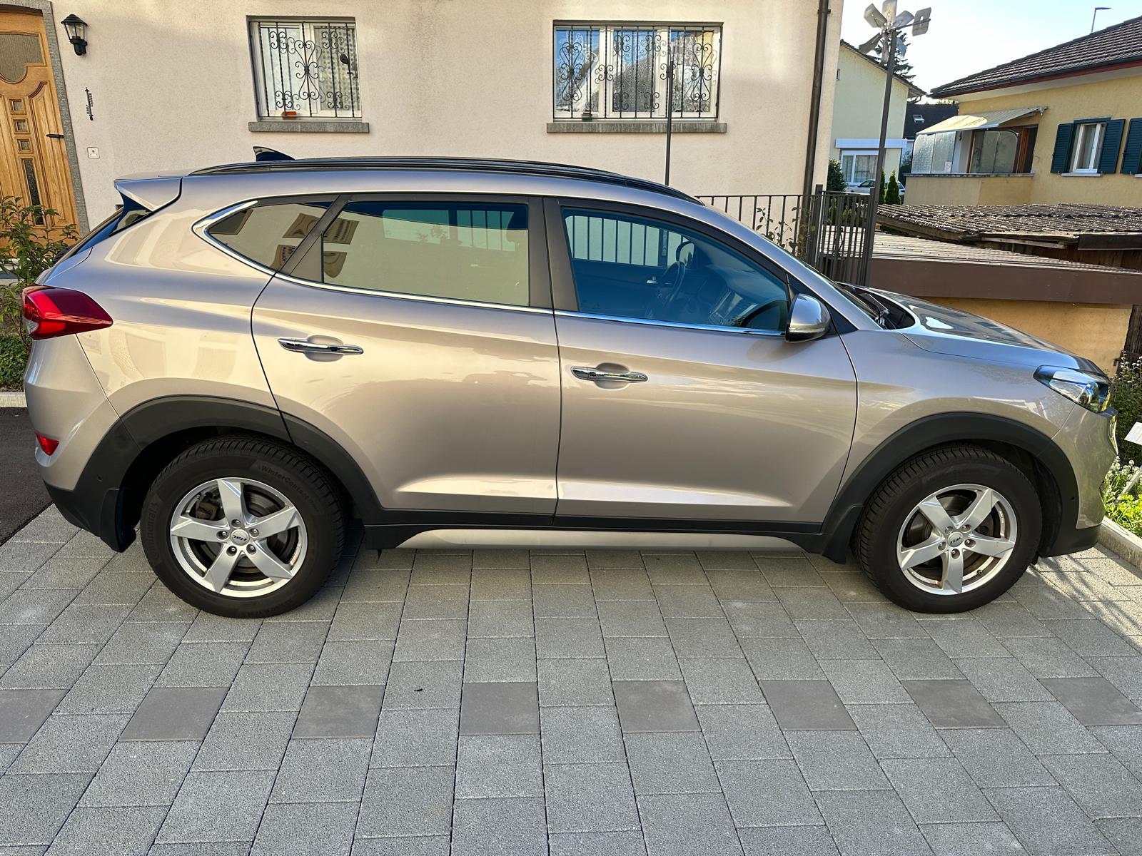 HYUNDAI Tucson 1.6 TGDI 4WD Automatic