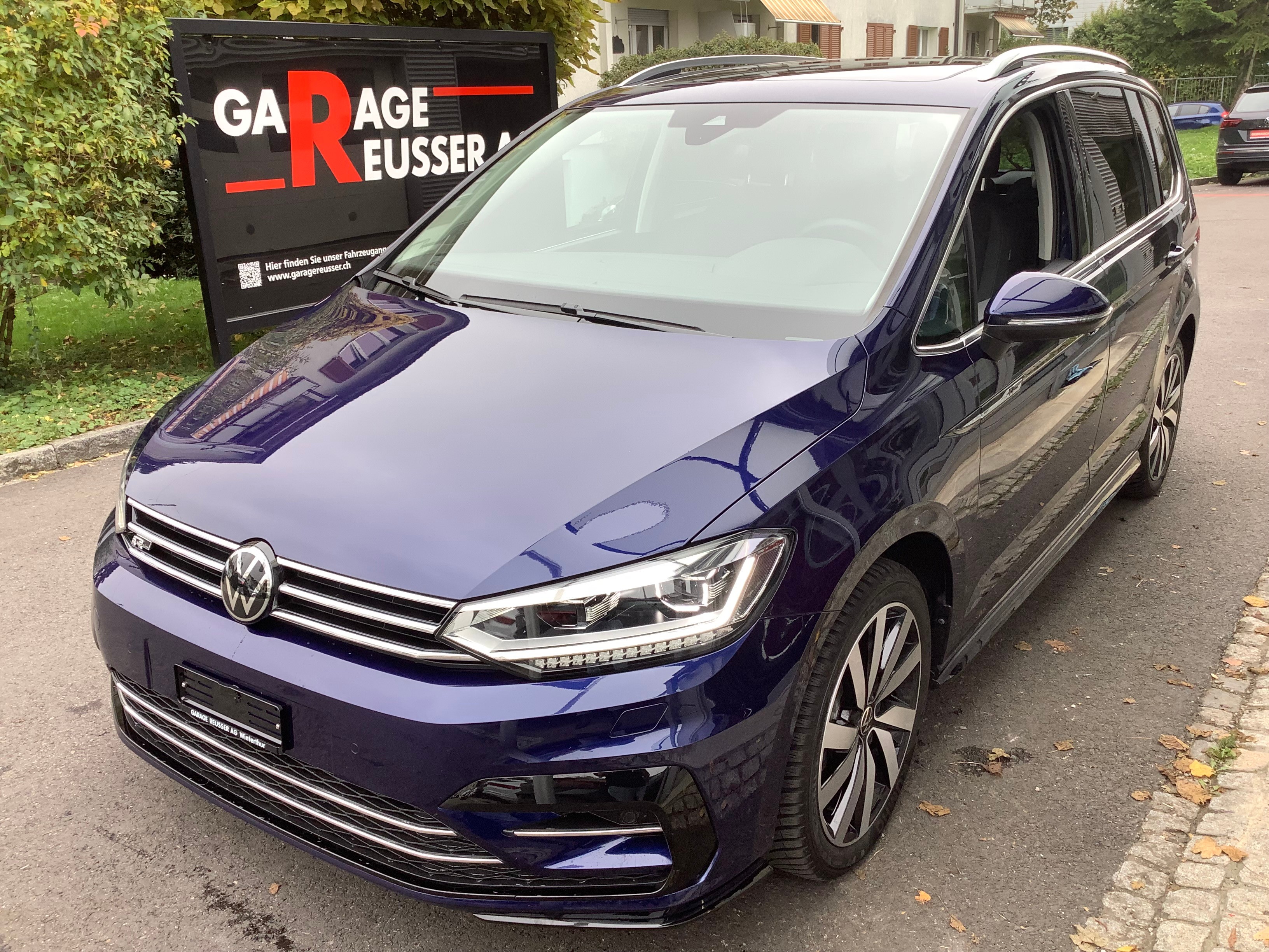 VW TOURAN 1.5 TSI EVO HIGHLINE DSG R-LINE *** PANORAMADACH & UVM... ***