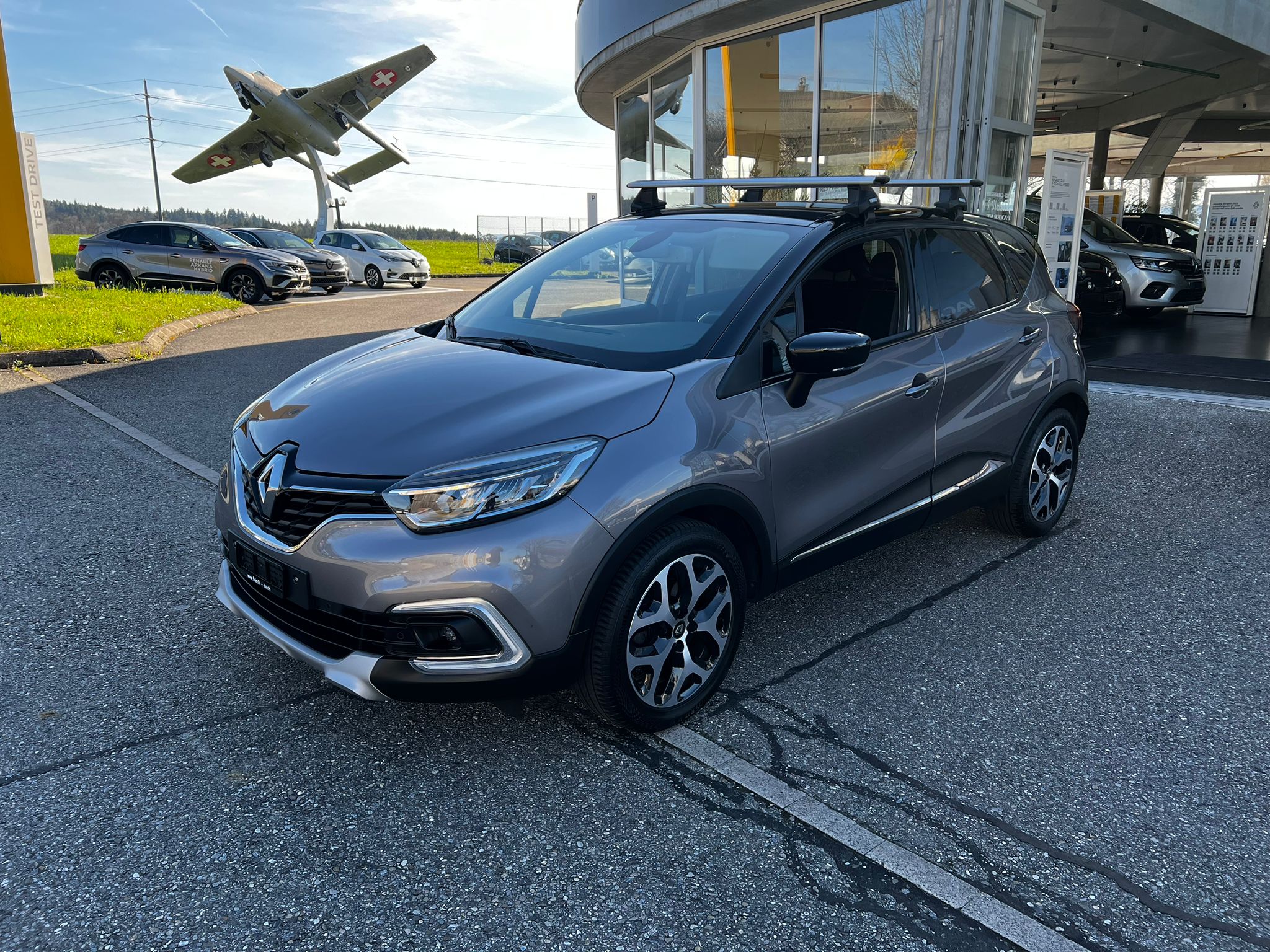 RENAULT Captur 1.3 TCe Intens EDC