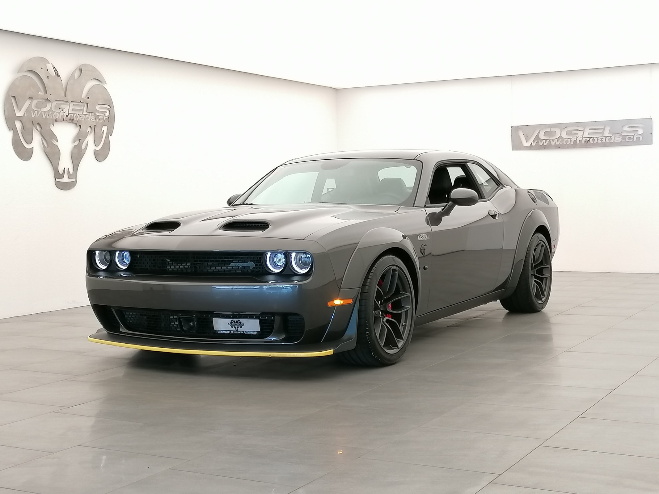 DODGE Challenger Hellcat WB Jailbreak