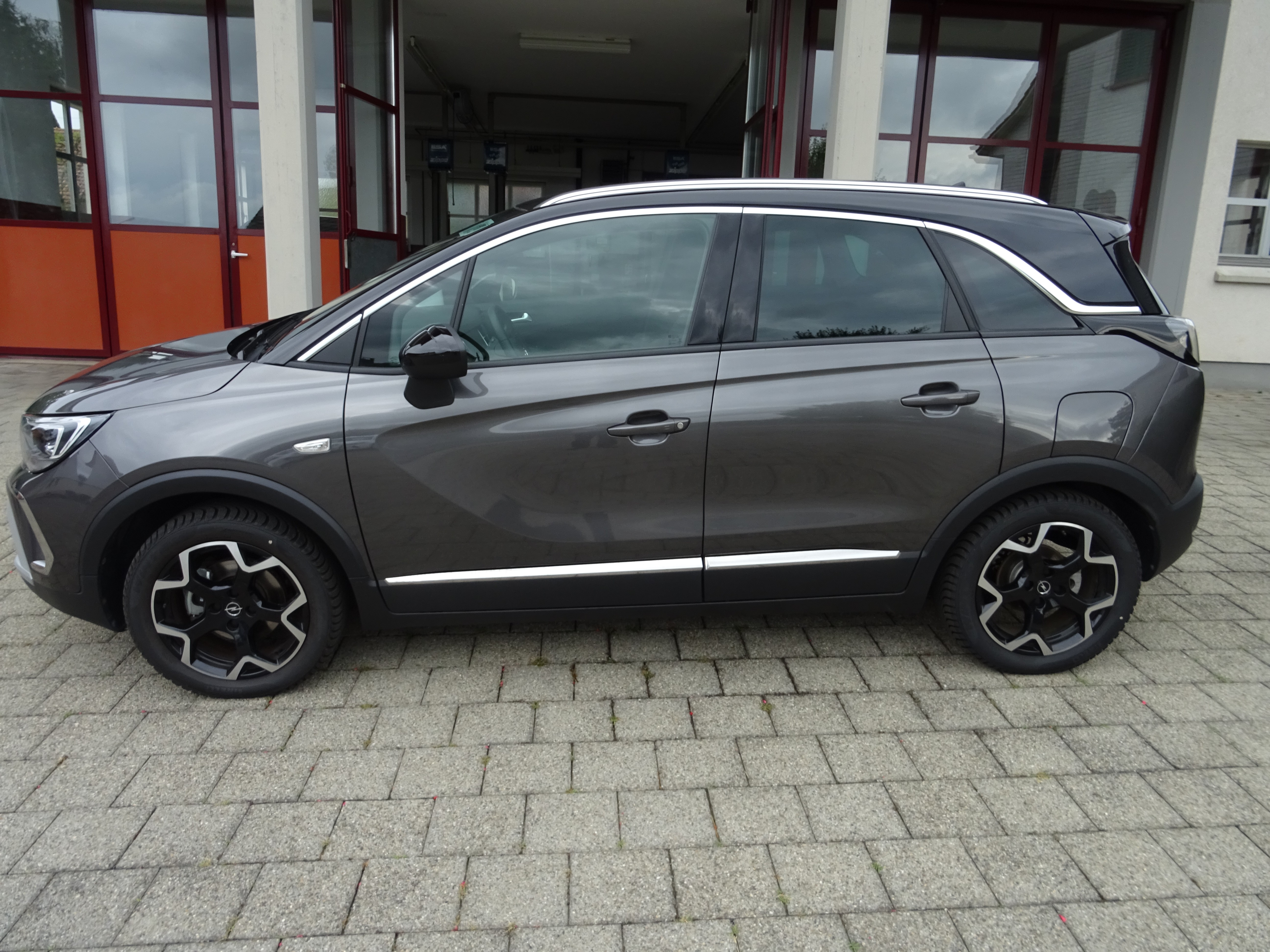 OPEL Crossland 1.2i Ultimate Automat