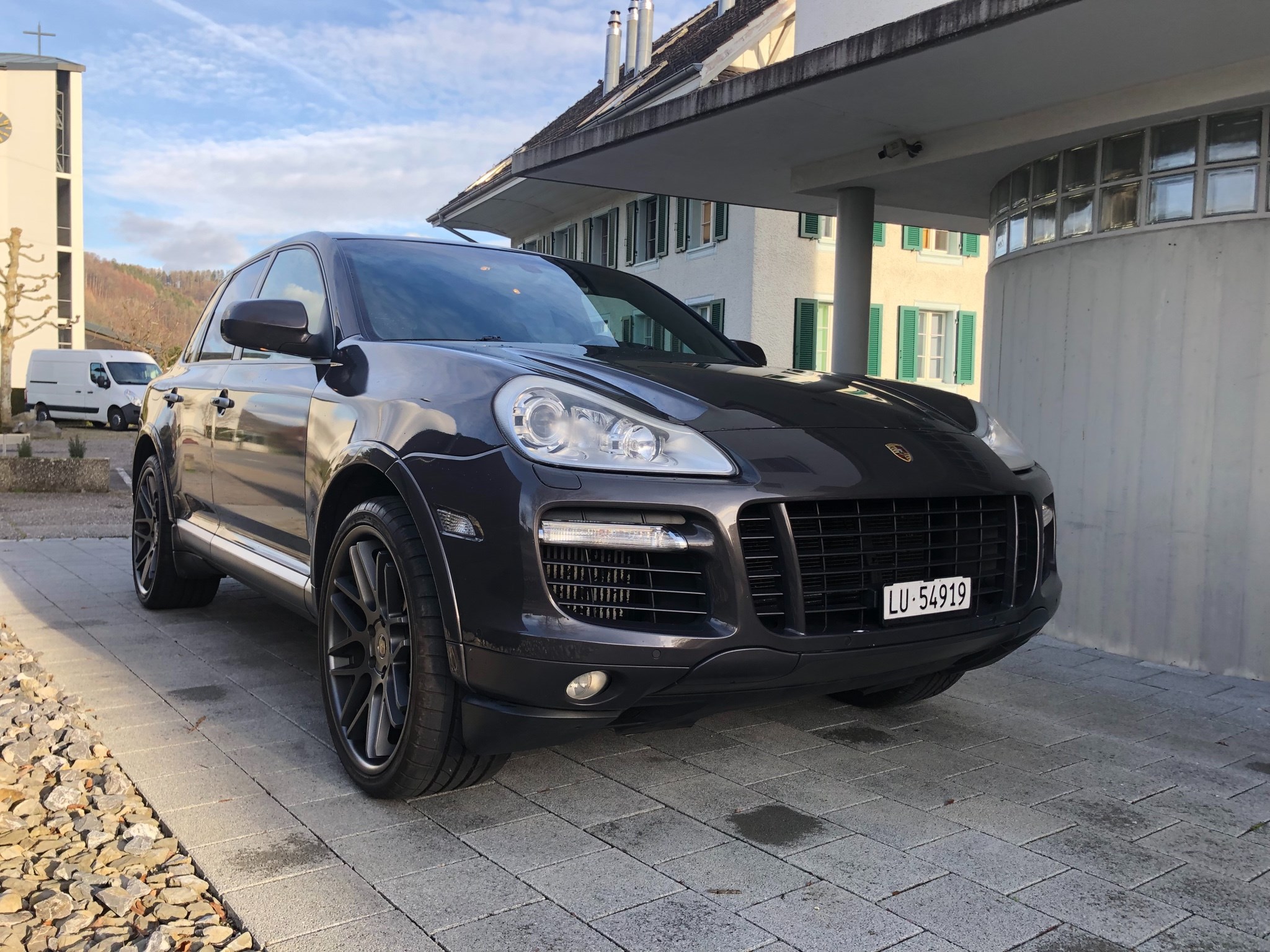 PORSCHE Cayenne Turbo S