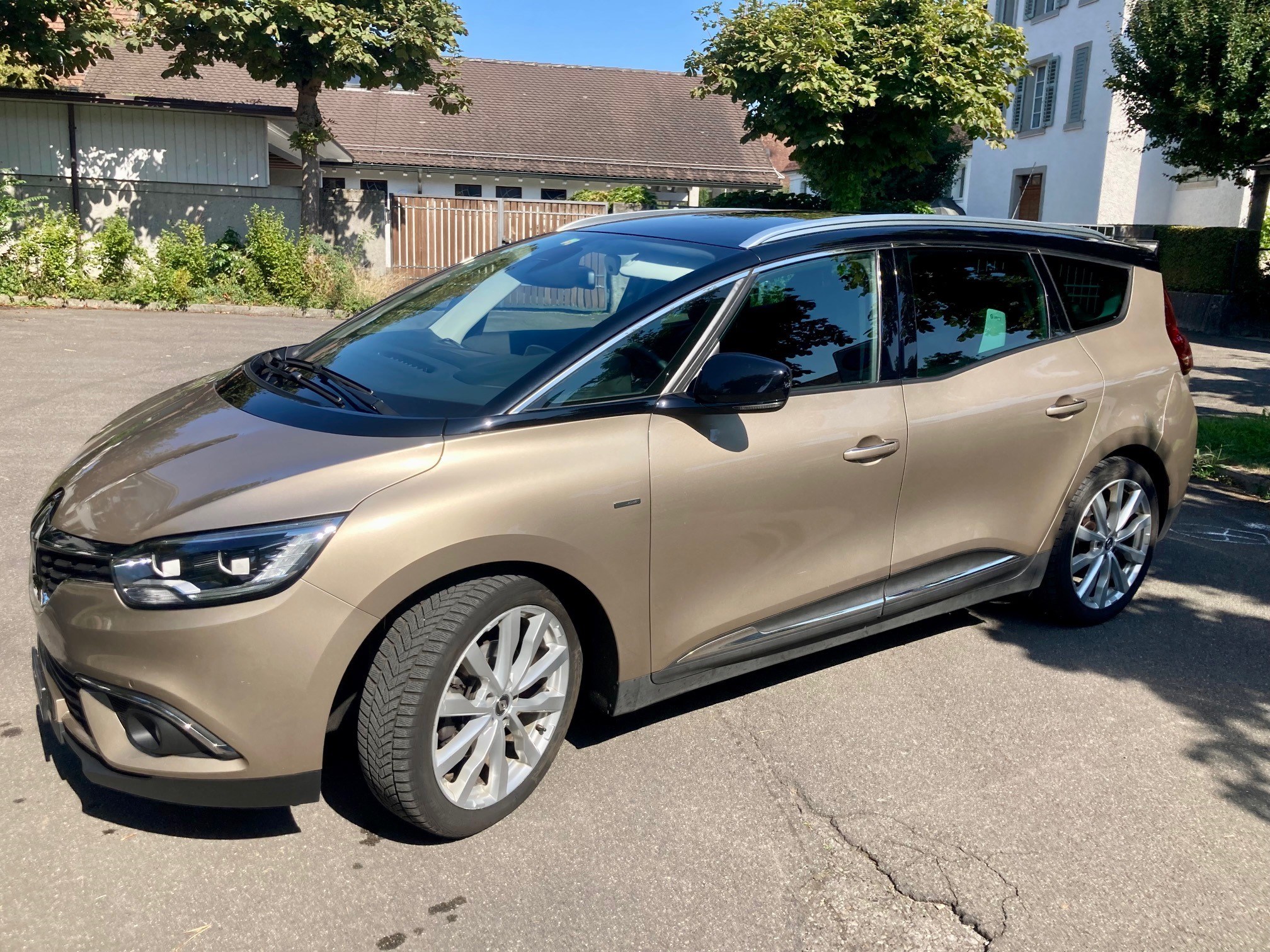 RENAULT Grand Scénic 1.2 16V Turbo Bose