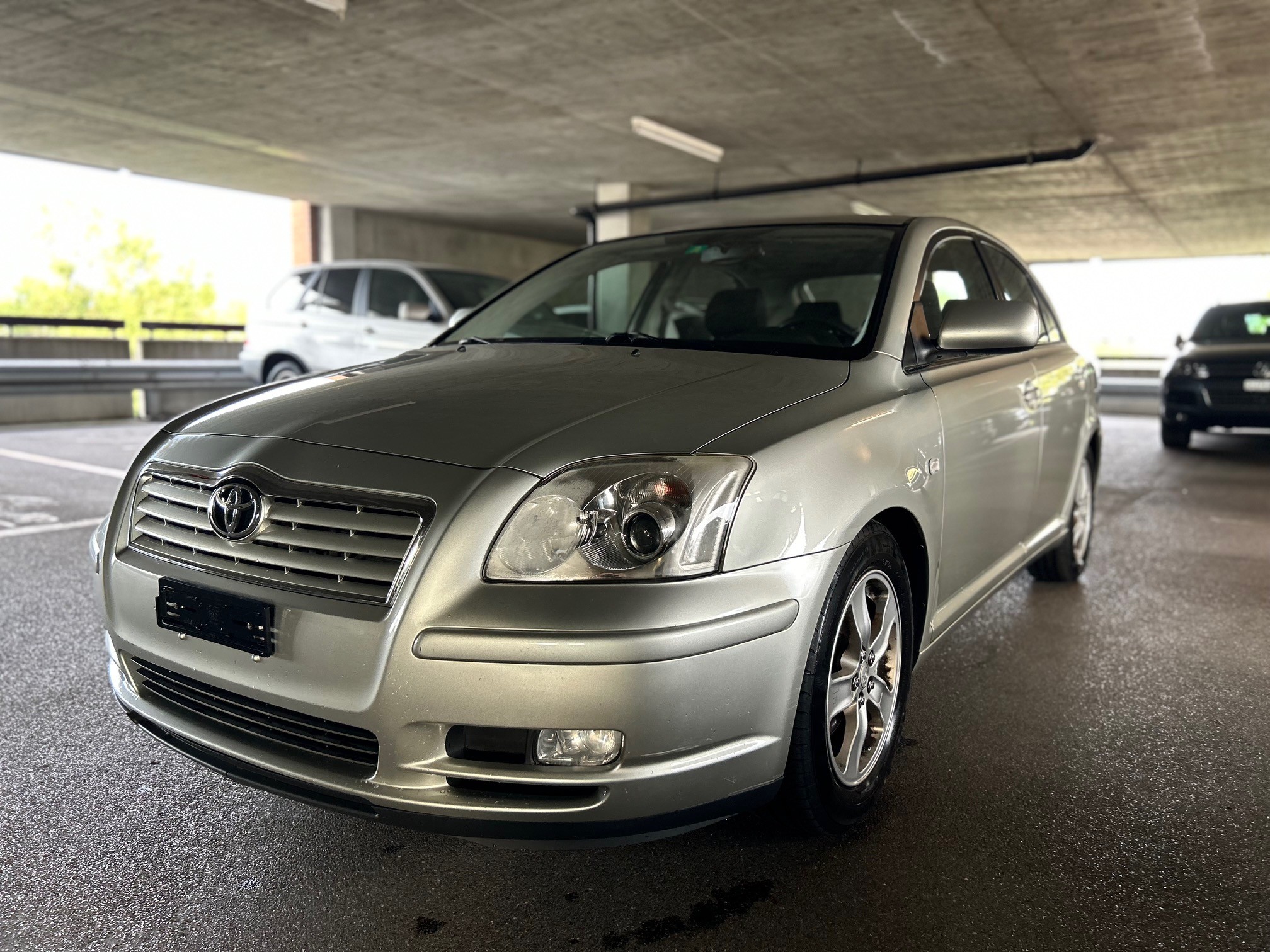 TOYOTA Avensis 1.8 VVT-i Linea Terra Liftback