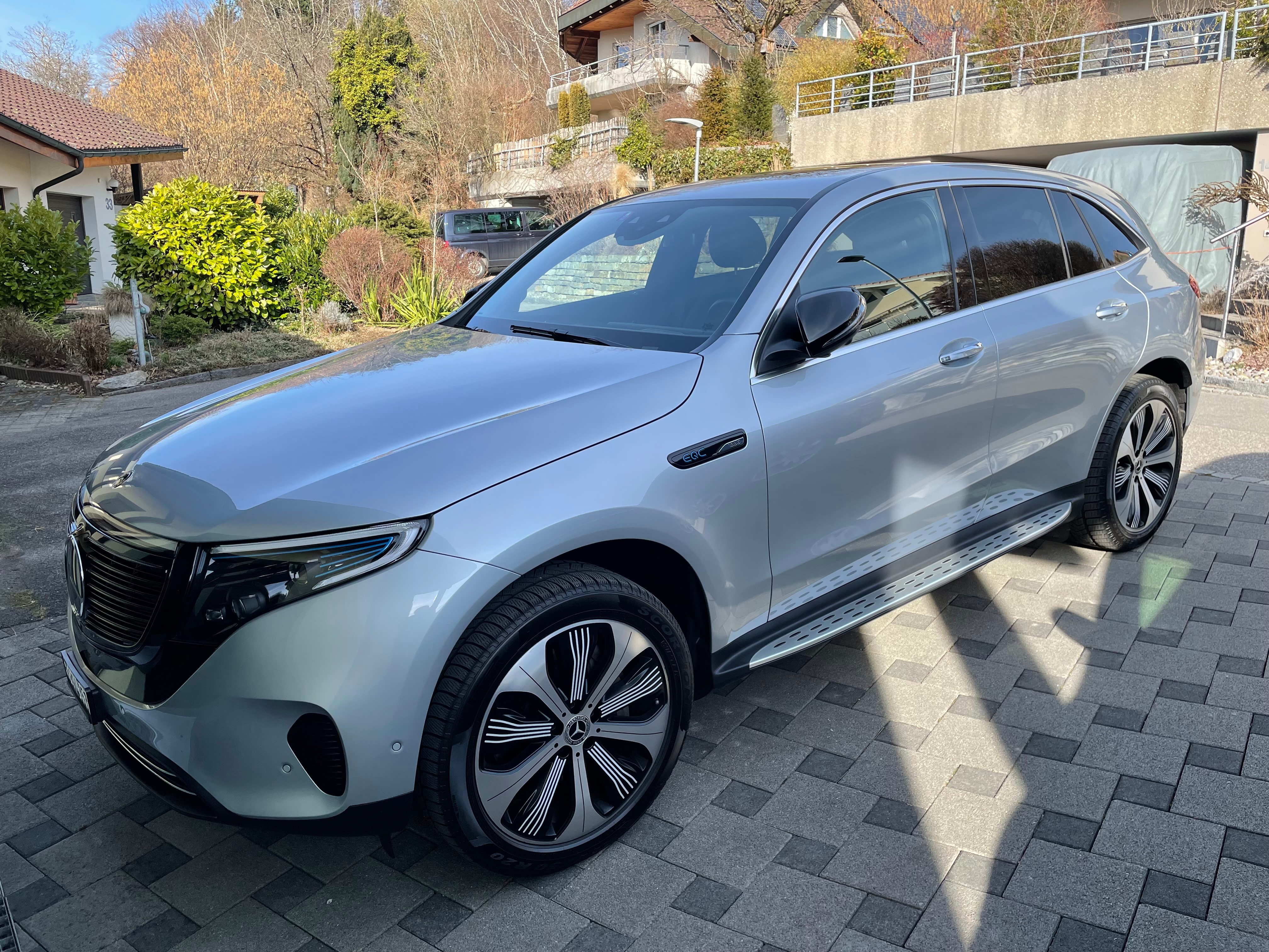 MERCEDES-BENZ EQC 400 4Matic