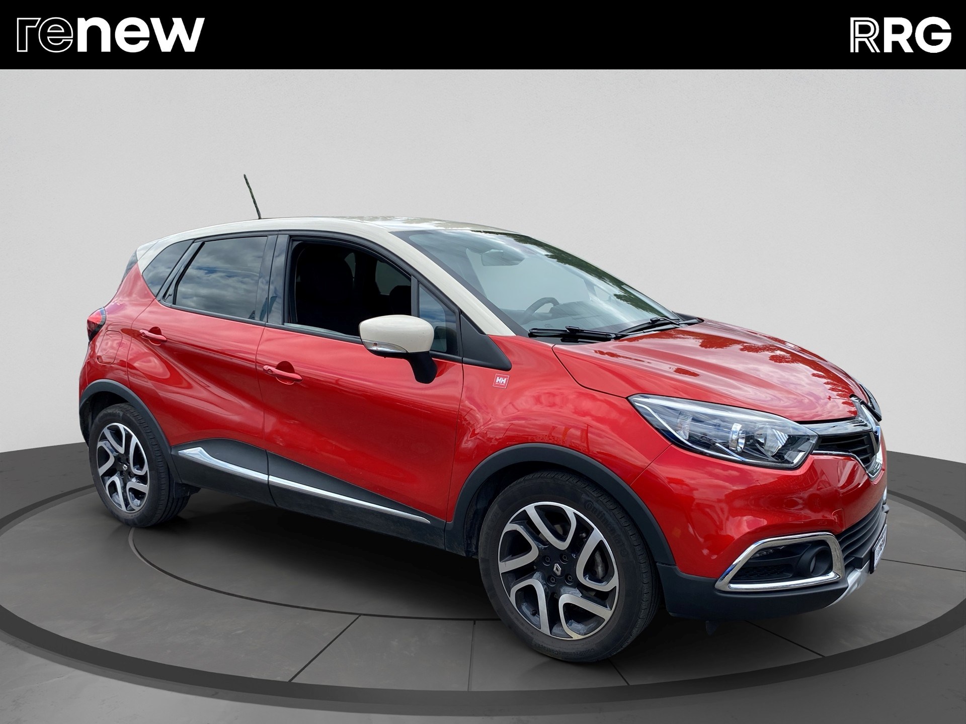 RENAULT Captur 1.2 T Helly Hansen EDC