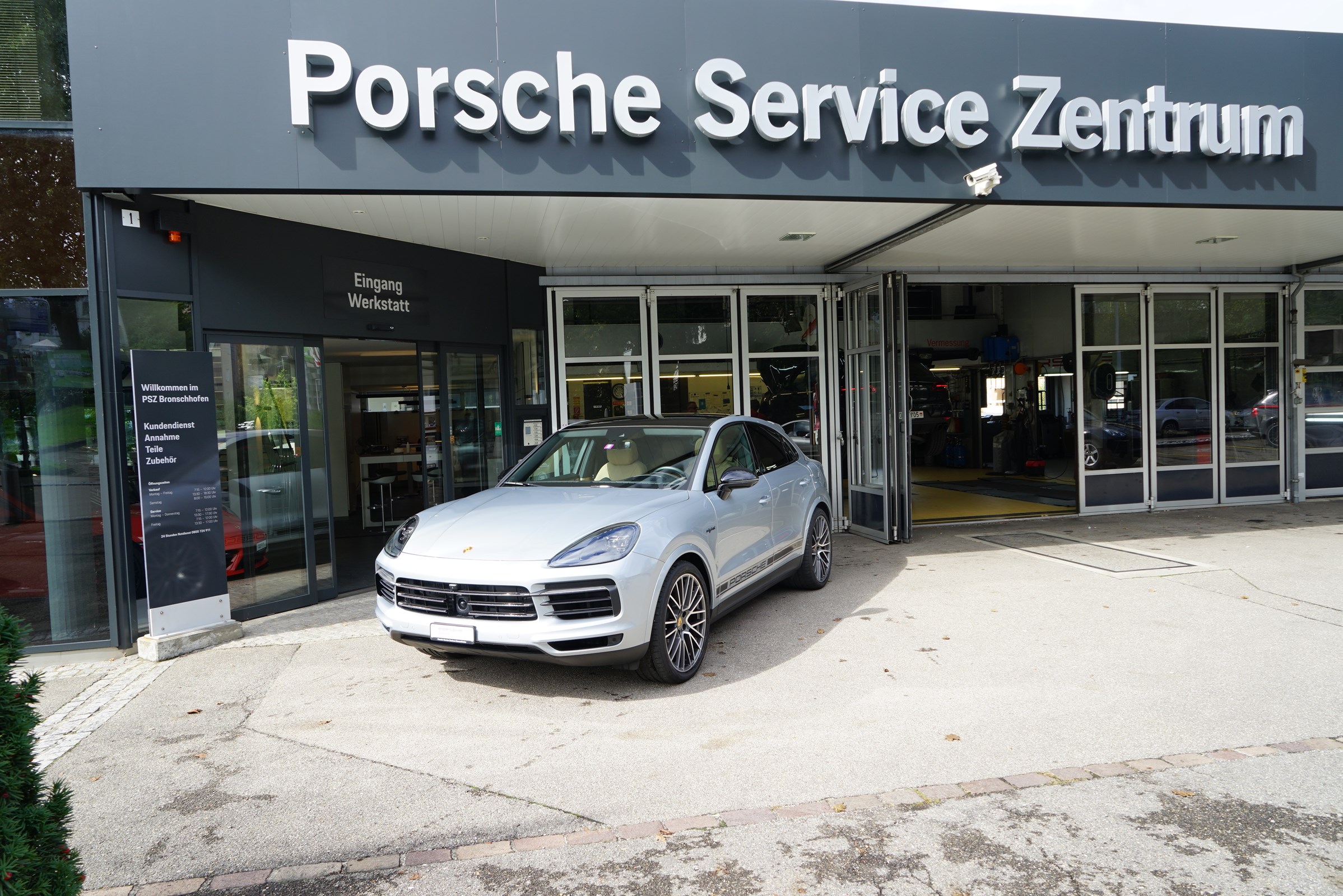 PORSCHE Cayenne Coupé E-Hybrid