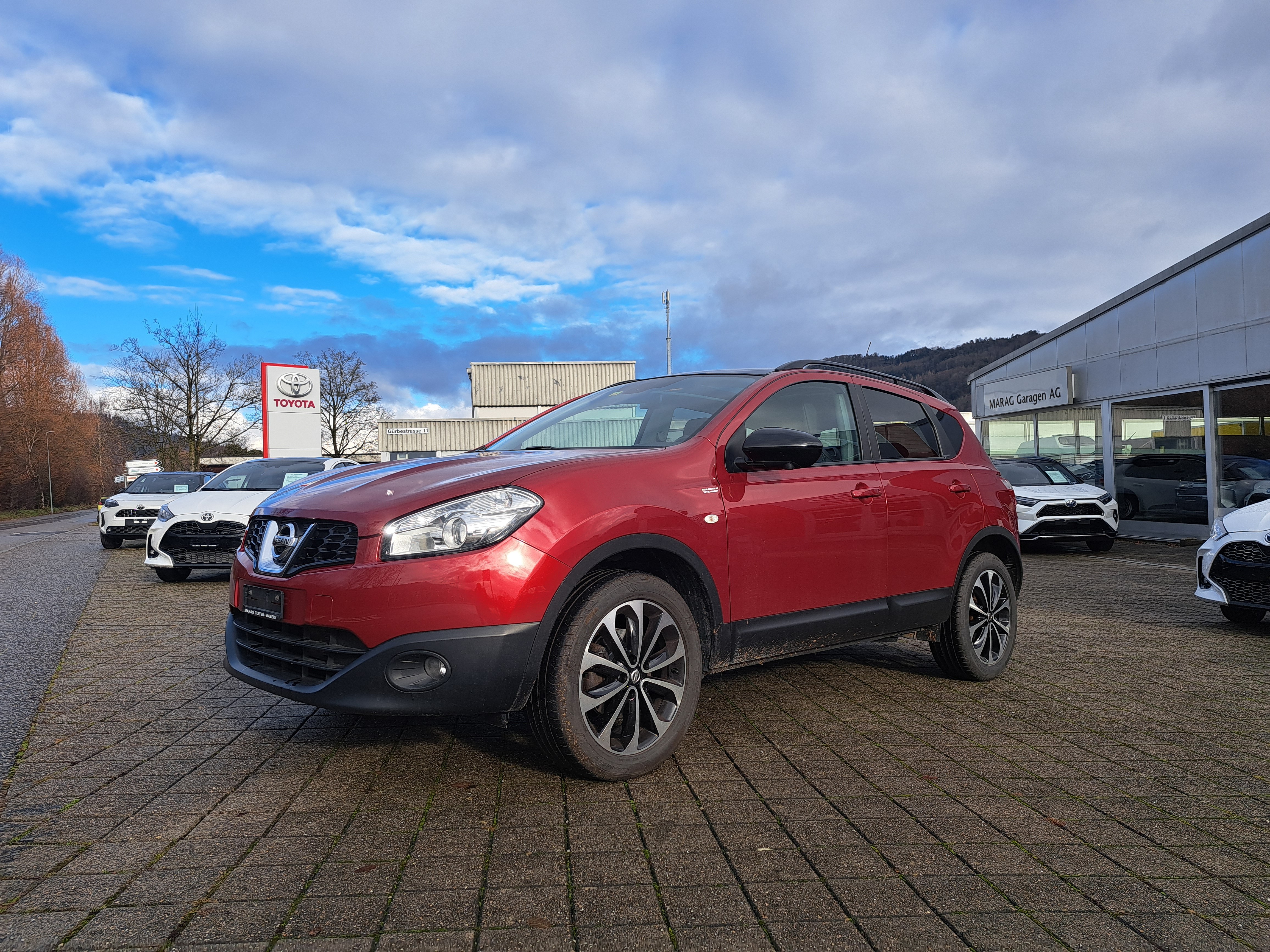 NISSAN Qashqai 2.0 4WD 360 XTronic CVT