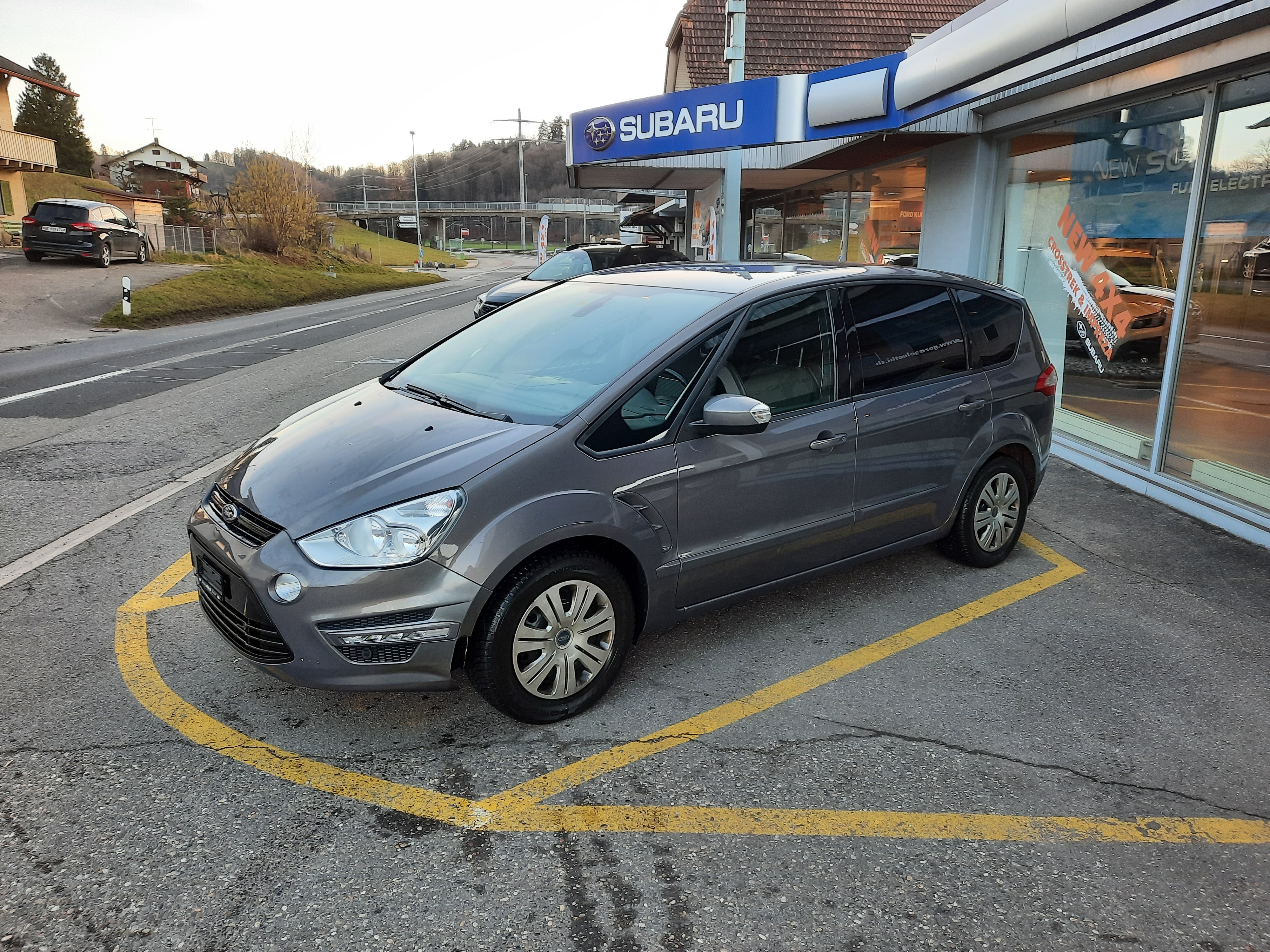 FORD S-Max 1.6 SCTi KNIE-Edition