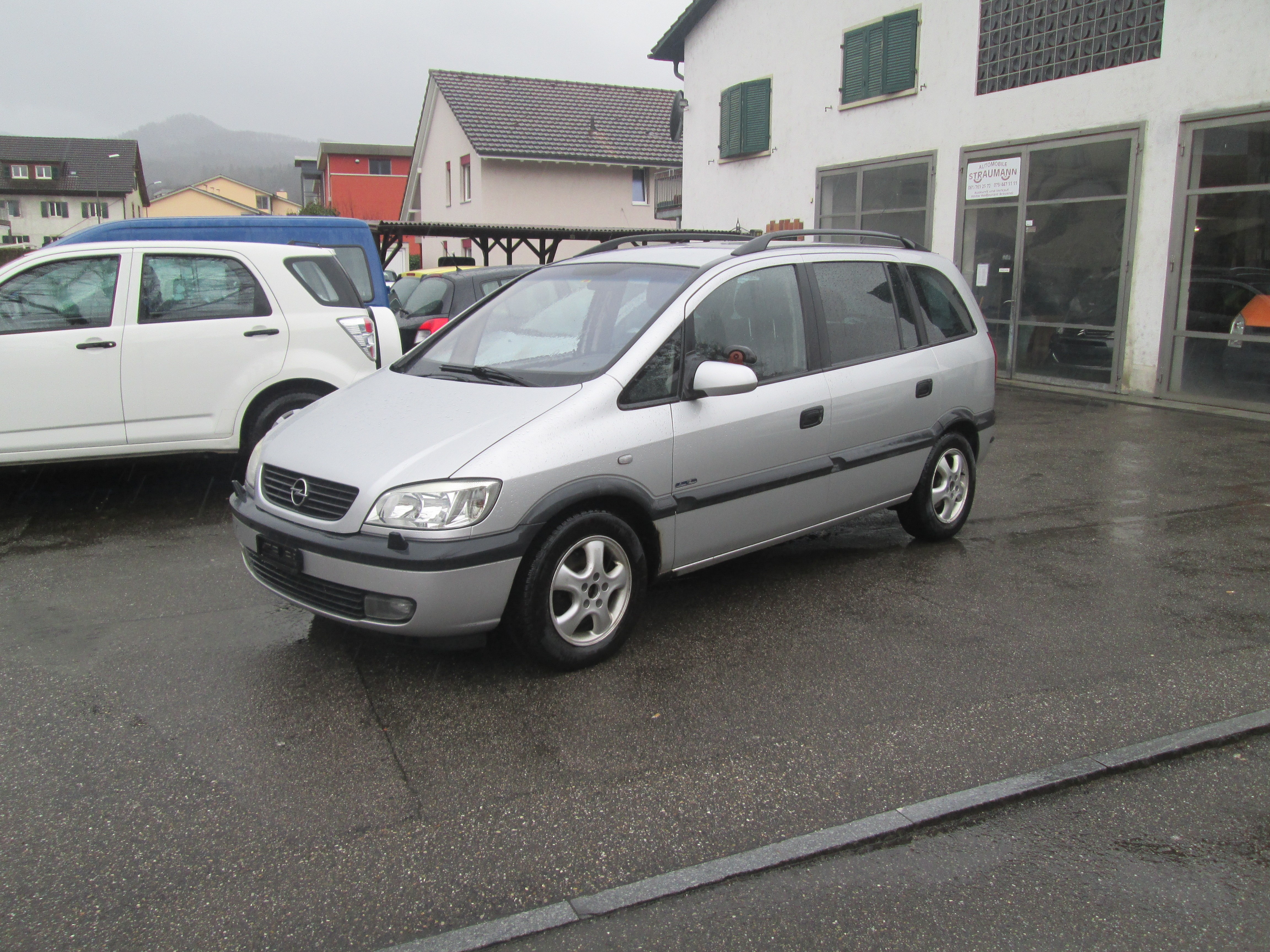 OPEL Zafira 2.2i 16V Linea Fresca