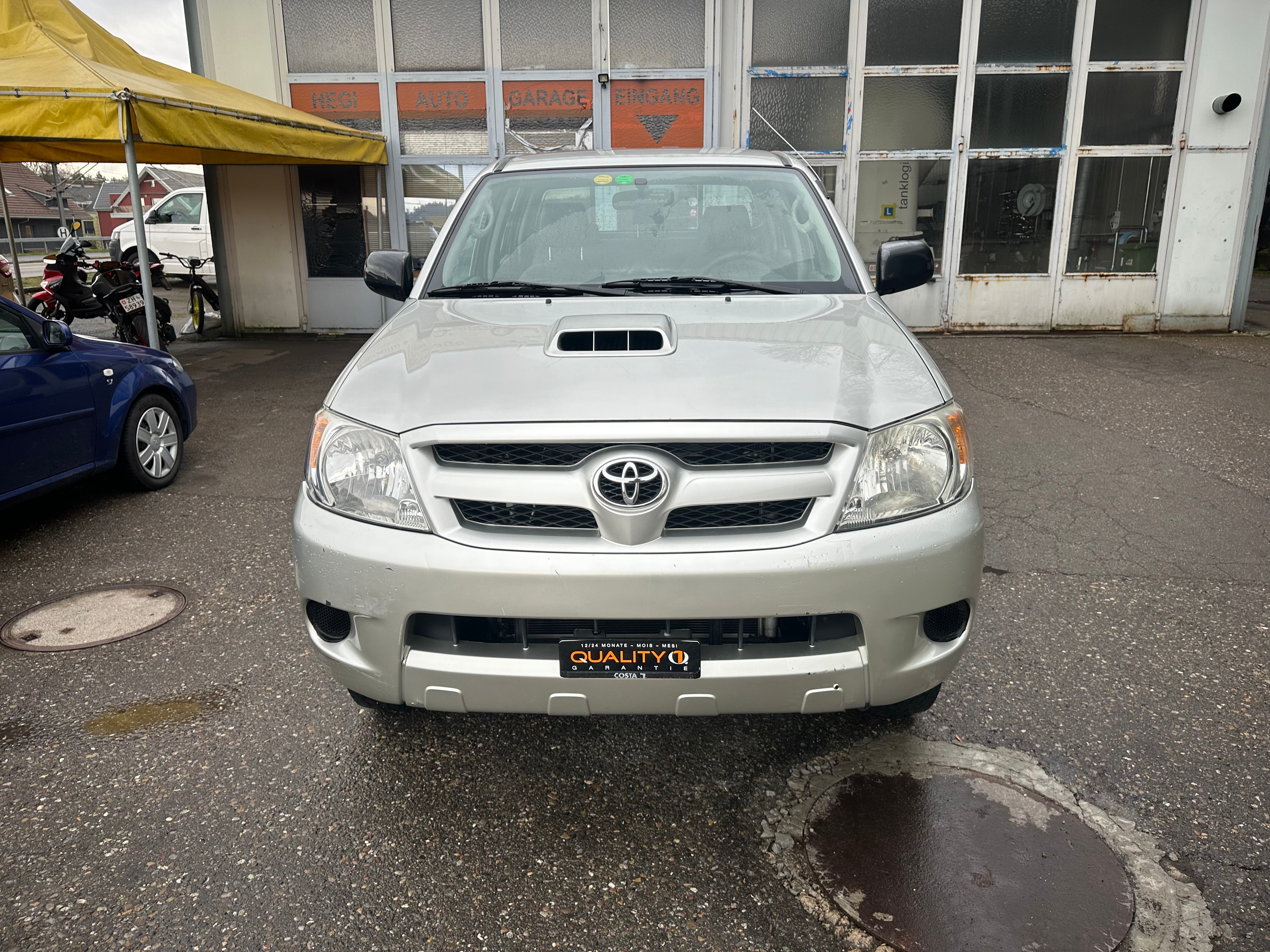 TOYOTA Hilux 4x4 DoubleCab LineaLuna