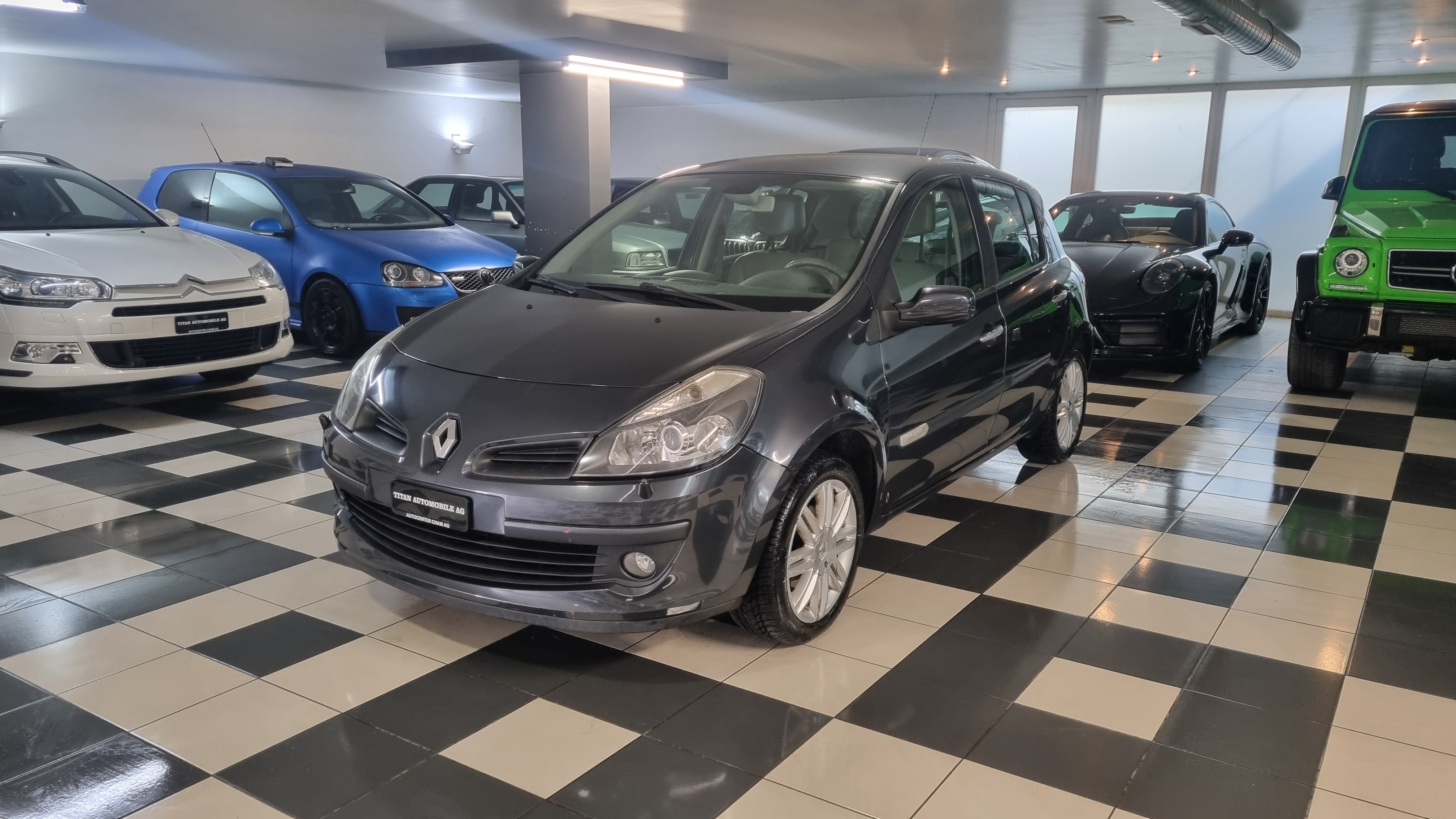 RENAULT CLIO