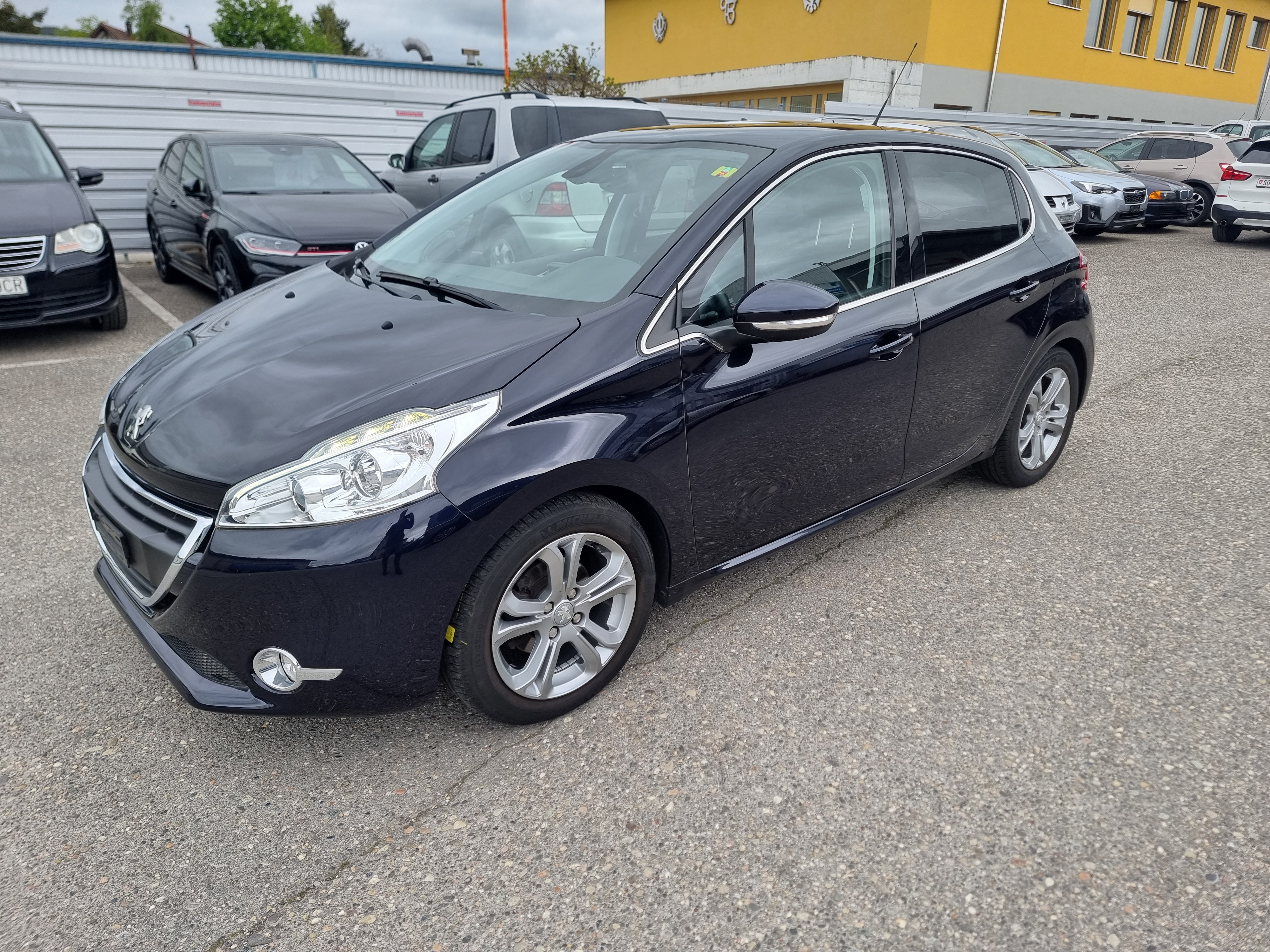 PEUGEOT 208 1.6 VTI Allure Automatik