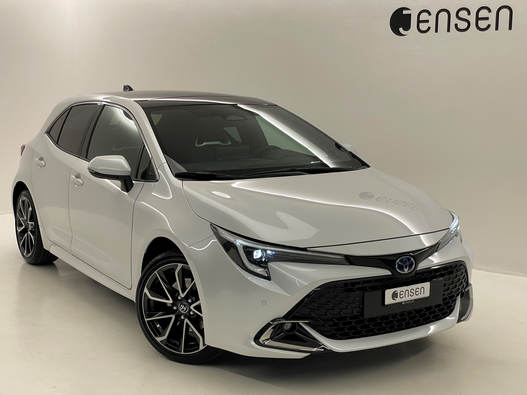 TOYOTA Corolla Hybrid 2.0 Premium