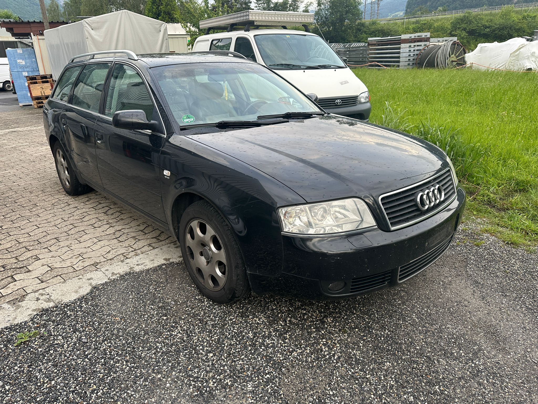 AUDI A6 Avant 2.4 quattro