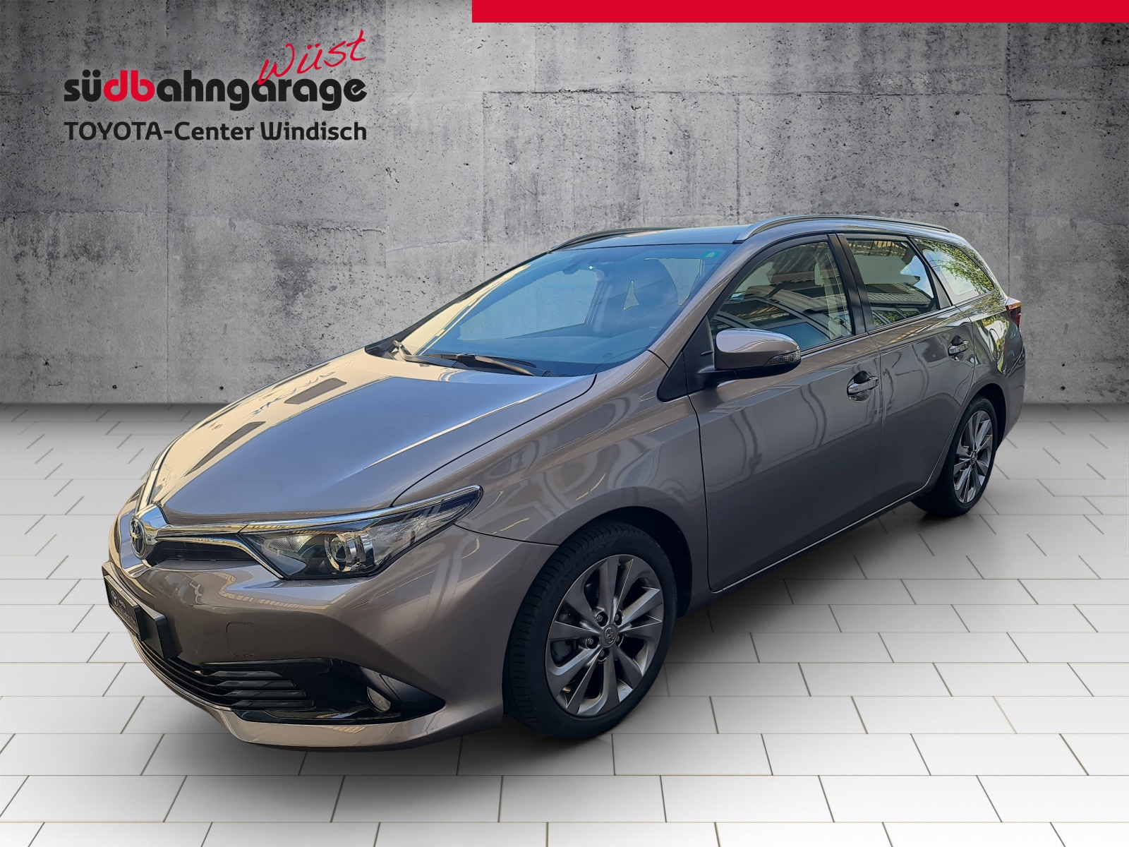 TOYOTA Auris Touring Sports 1.8 HSD Trend e-CVT