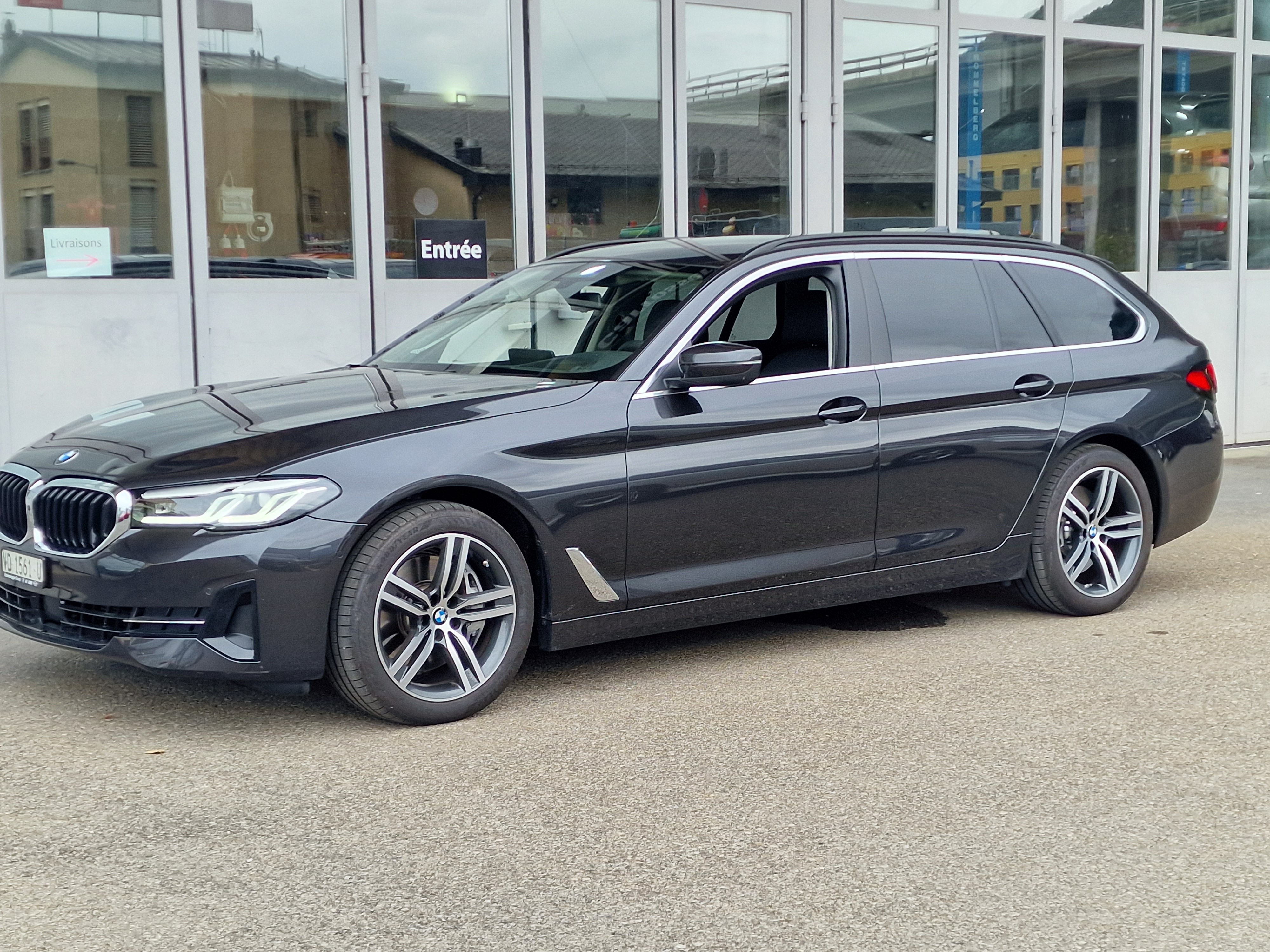 BMW 530d xDrive 48V Touring Steptronic