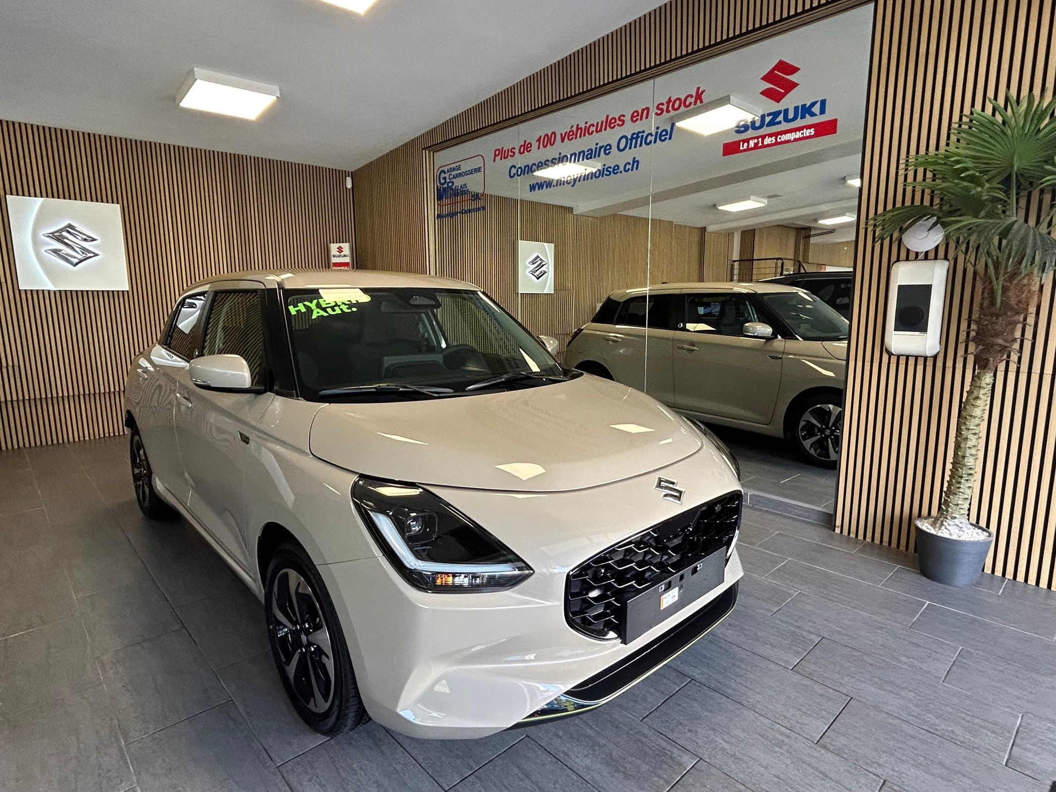 SUZUKI Swift 1.2 1st Edition Top Hybrid MY24