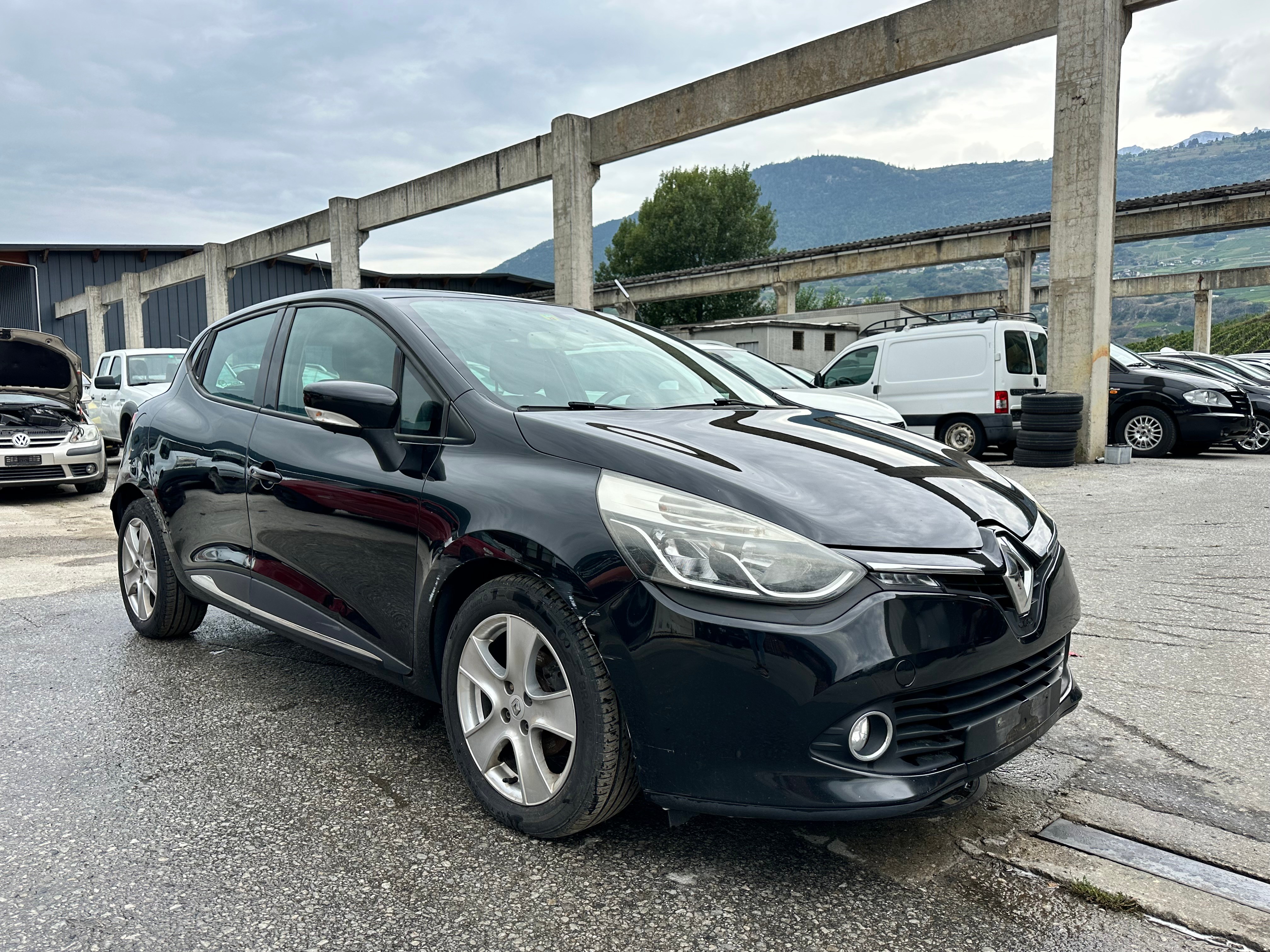 RENAULT Clio 0.9 12V Expression