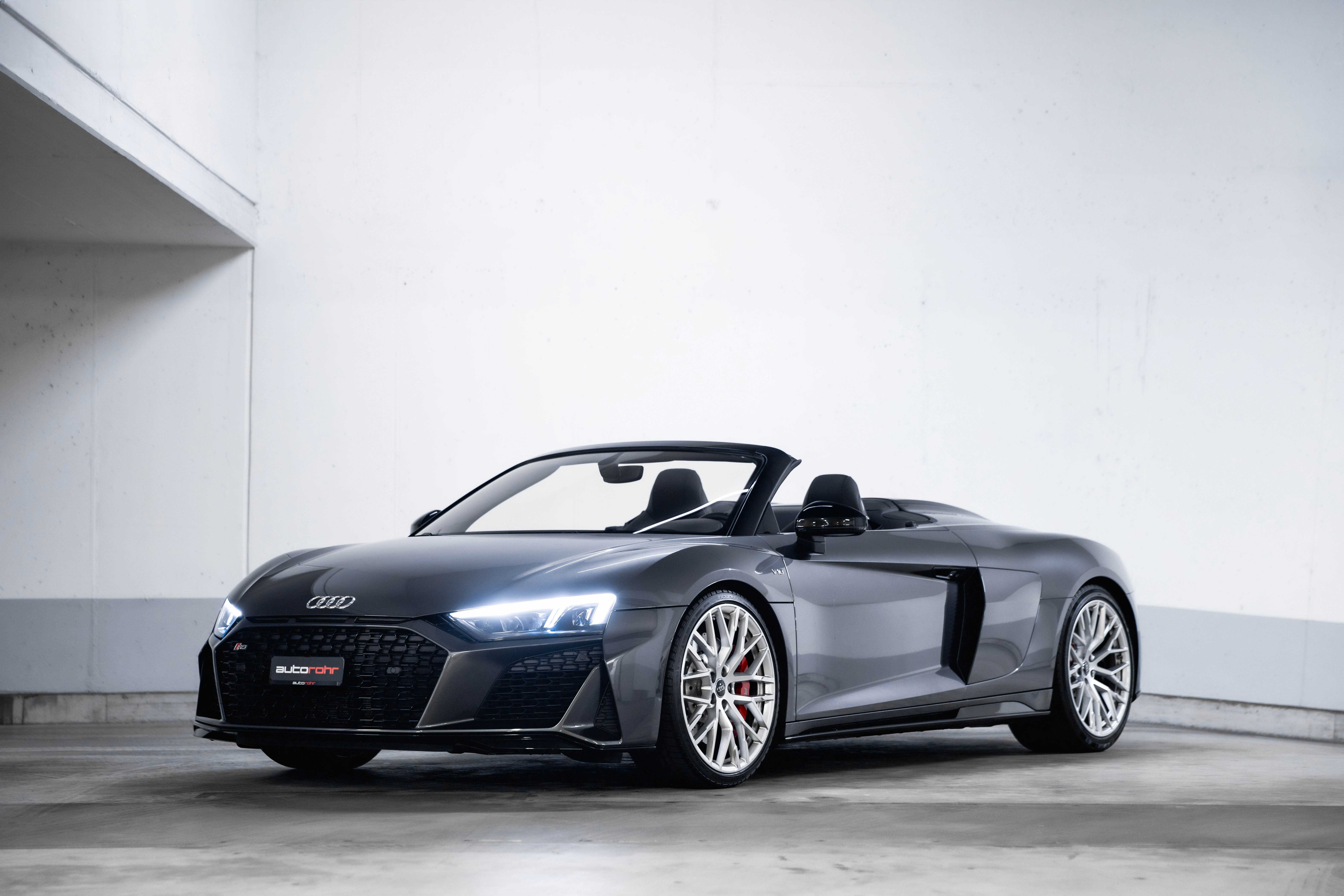 AUDI R8 Spyder RWD S-Tronic