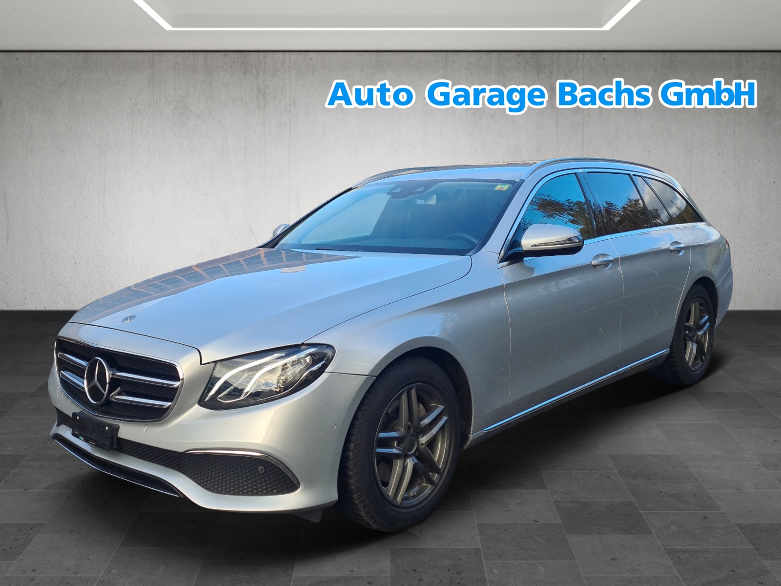 MERCEDES-BENZ E 220 d Swiss Star Avantgarde 4Matic 9G-Tronic