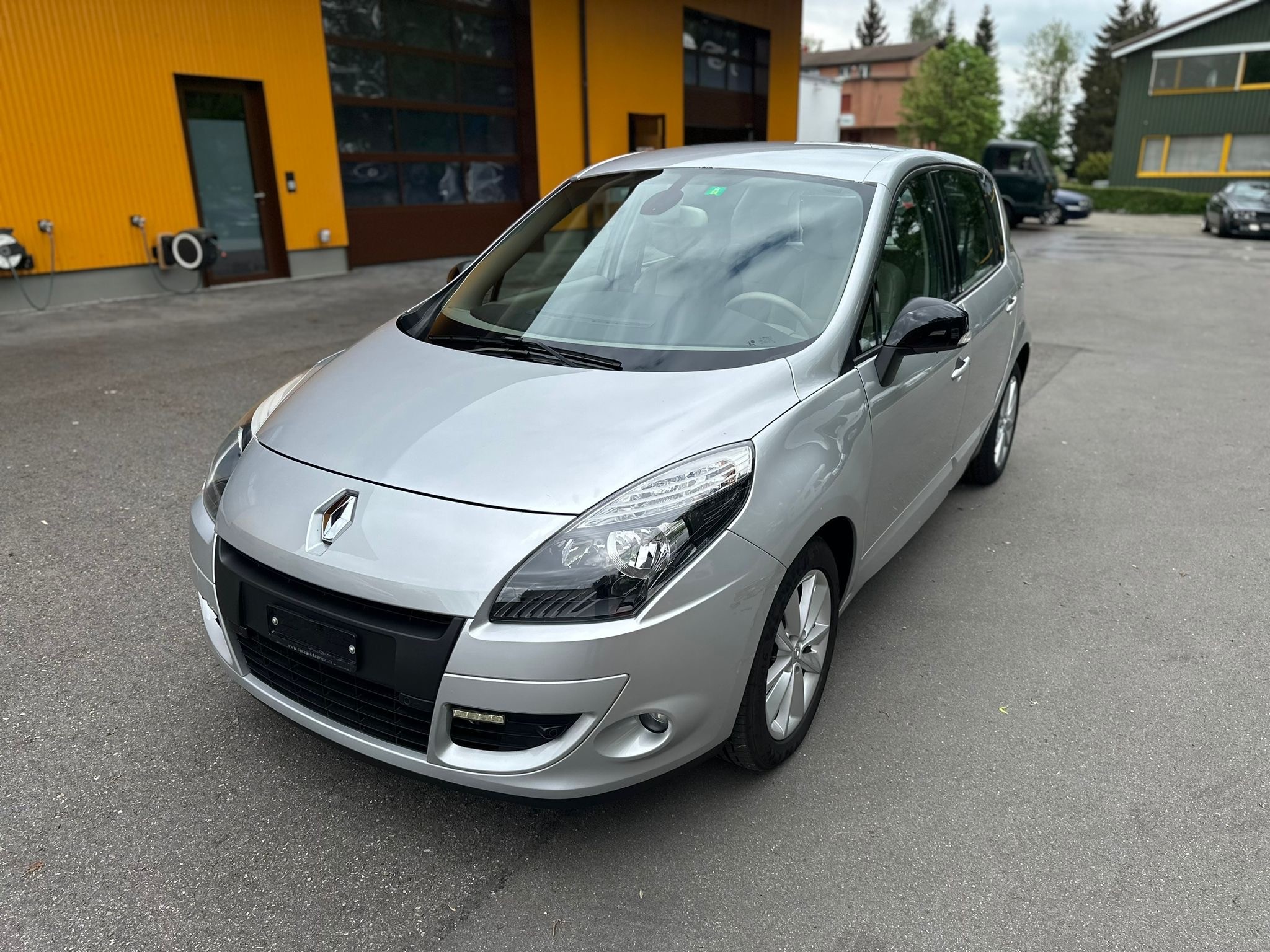 RENAULT Scénic 2.0 16V Expression X-Tronic CVT