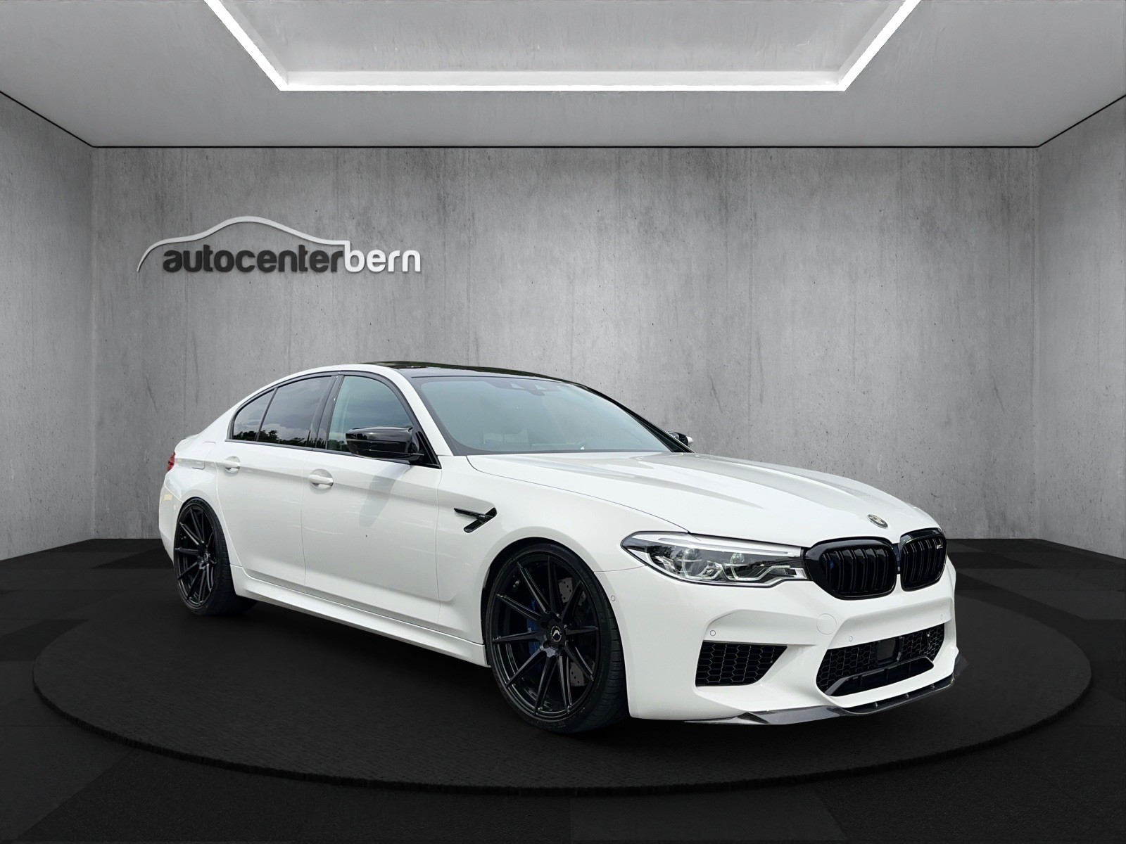 BMW M5 xDrive Competition Drivelogic