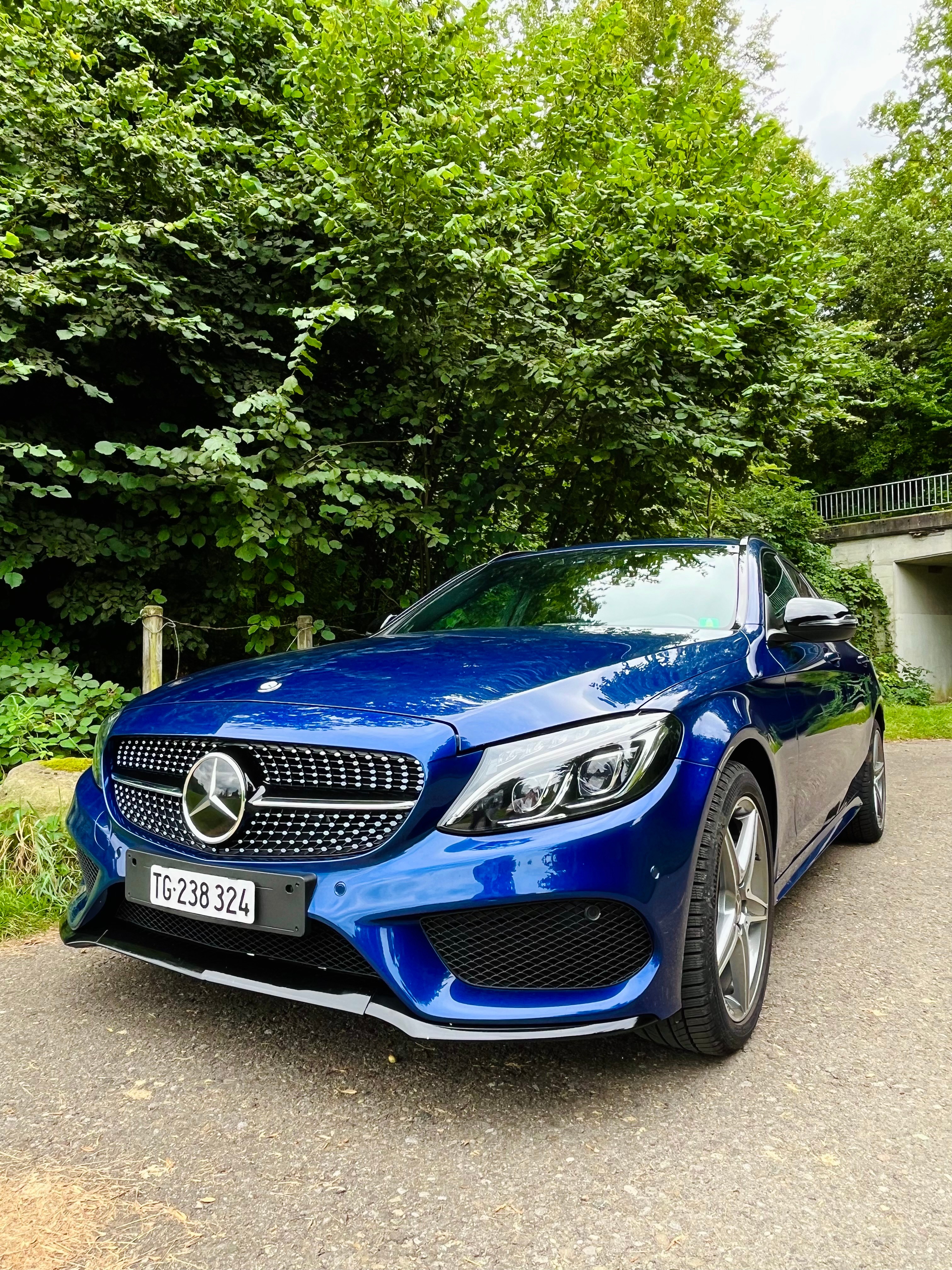 MERCEDES-BENZ C 220 d AMG Line 9G-Tronic