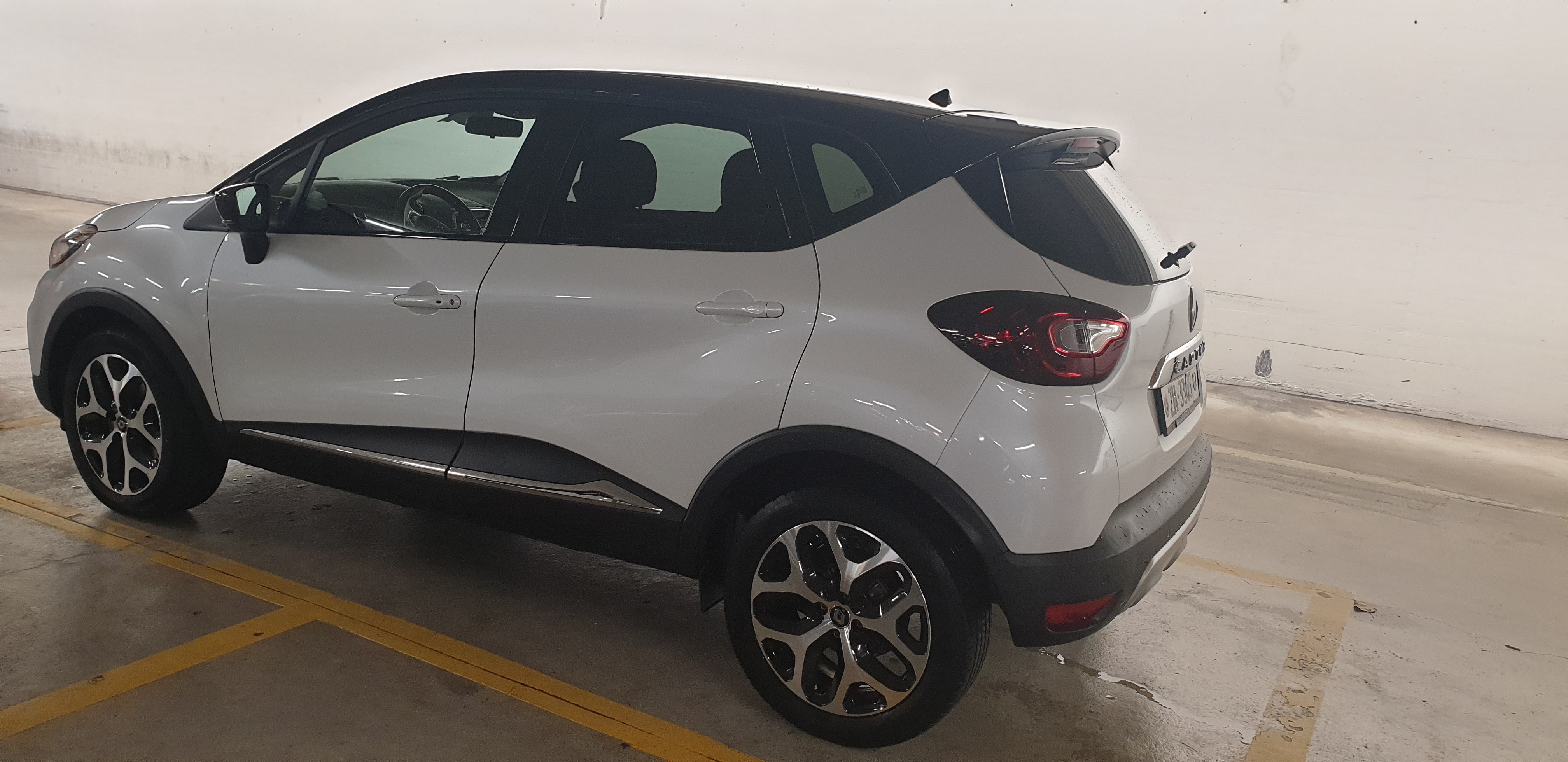 RENAULT Captur 1.2 T 16V Intens EDC