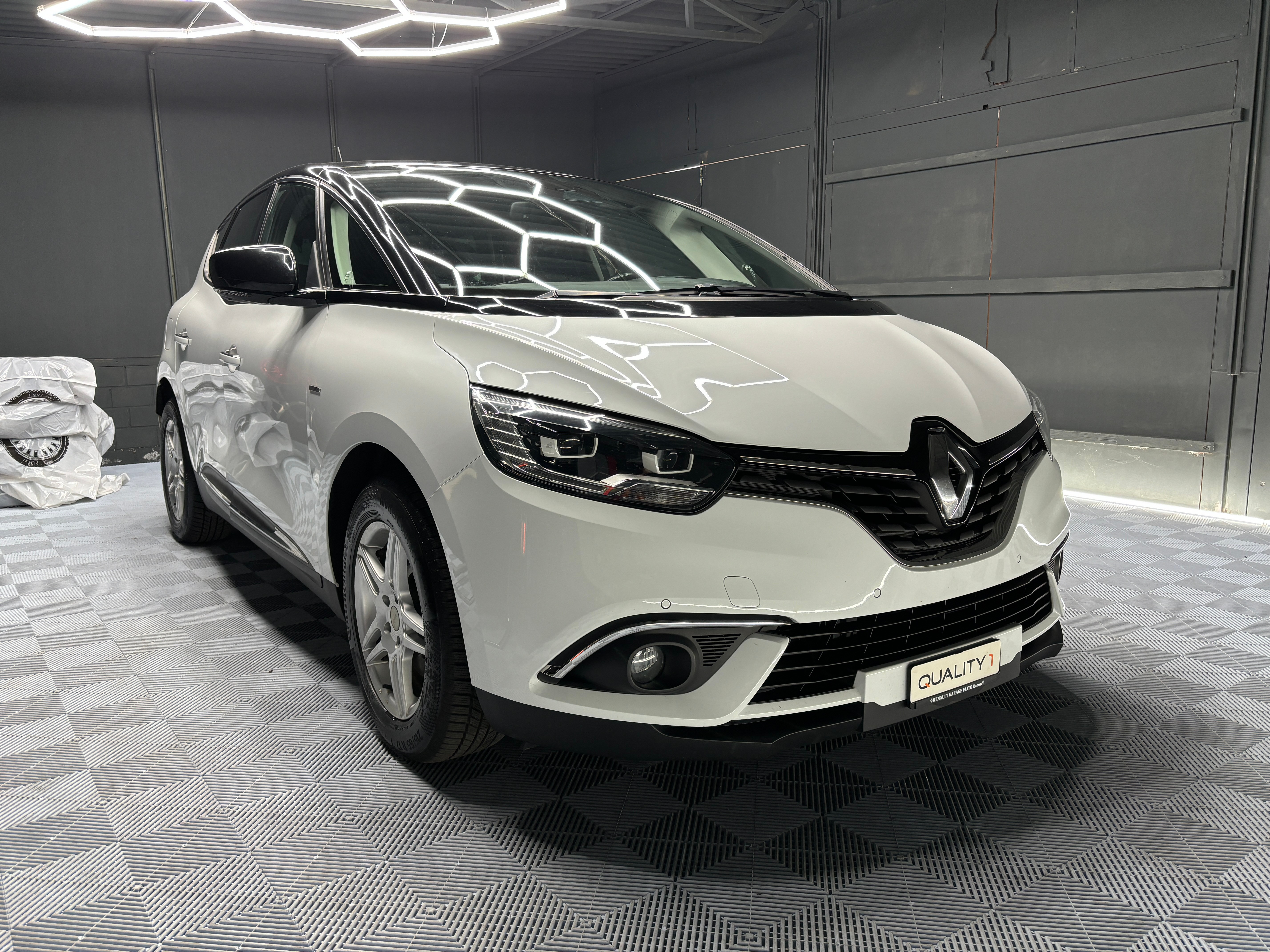 RENAULT Scénic 1.6 dCi Bose EDC