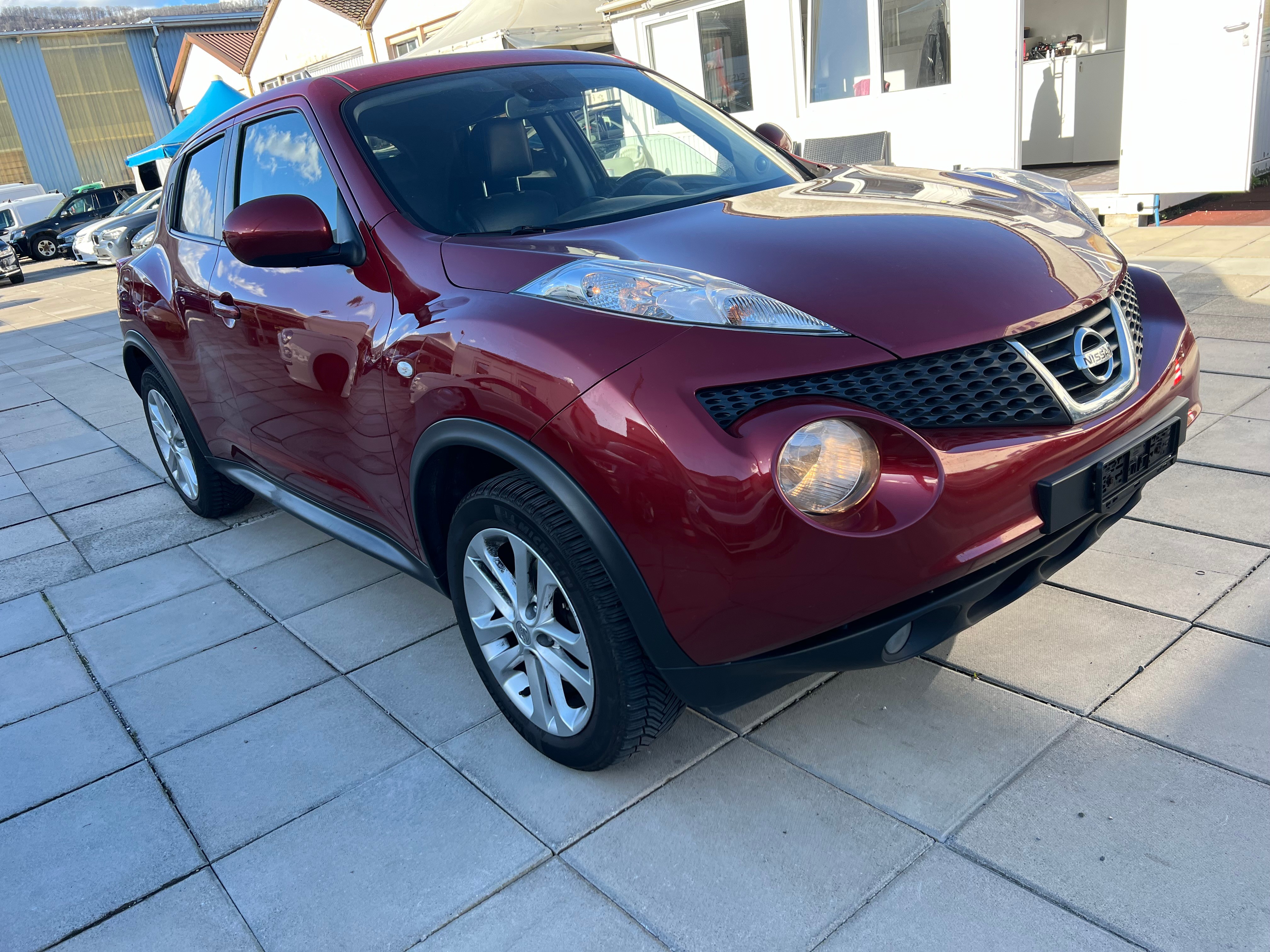 NISSAN Juke 1.6 DIG-T tekna 4x4 Xtronic M-CVT