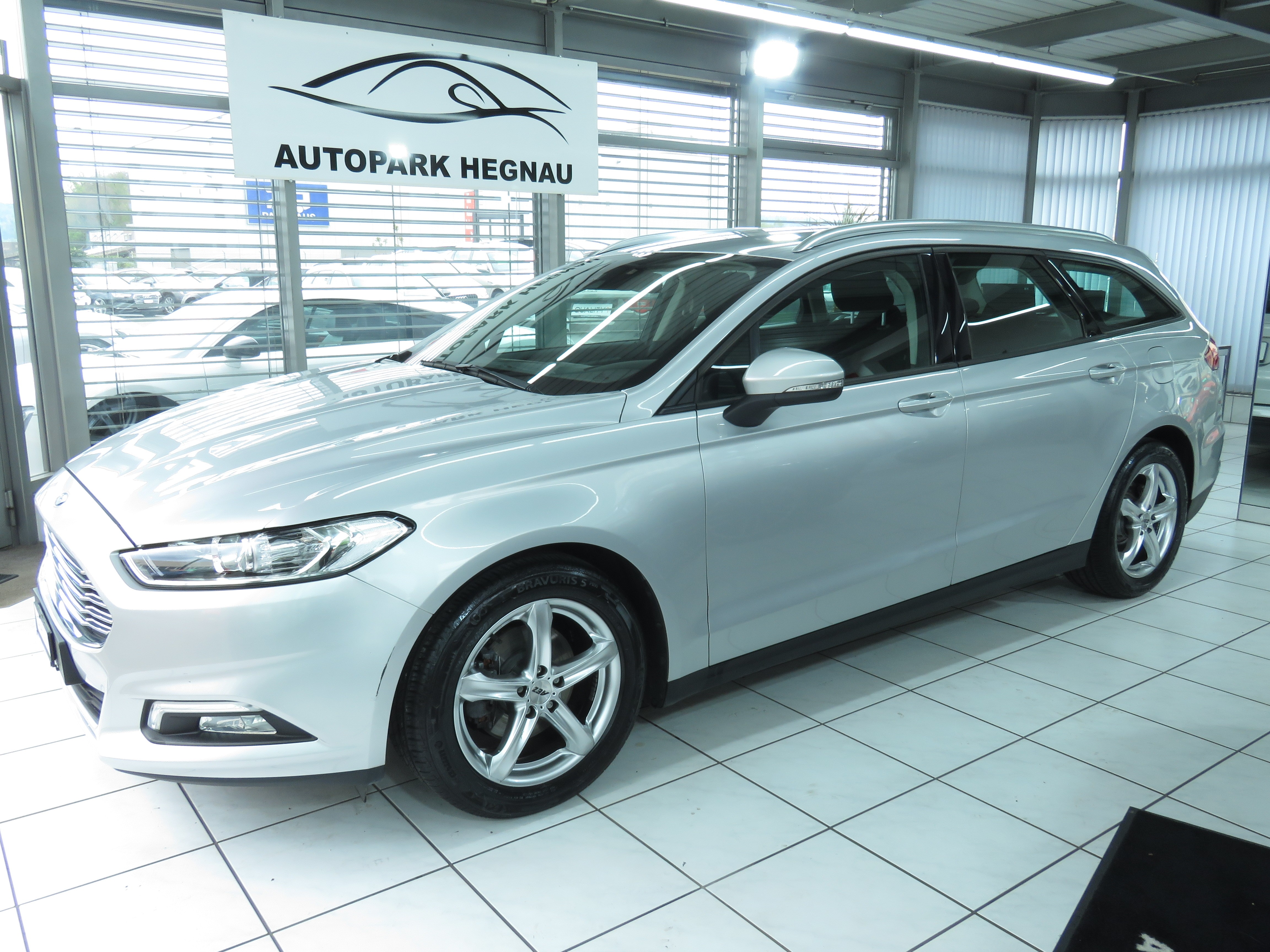 FORD Mondeo 2.0 TDCi Trend PowerShift