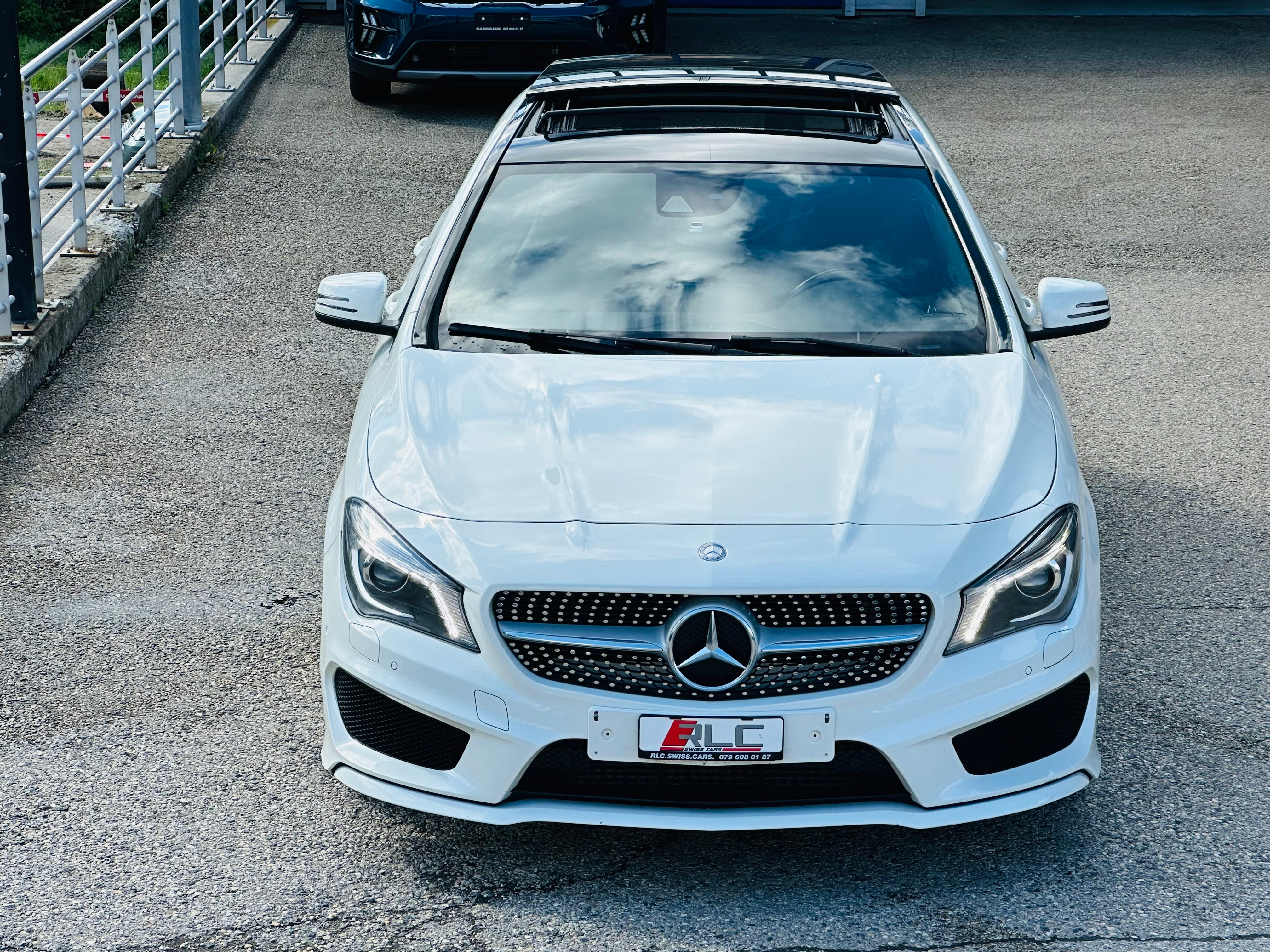 MERCEDES-BENZ CLA 200 AMG Line 7G-DCT