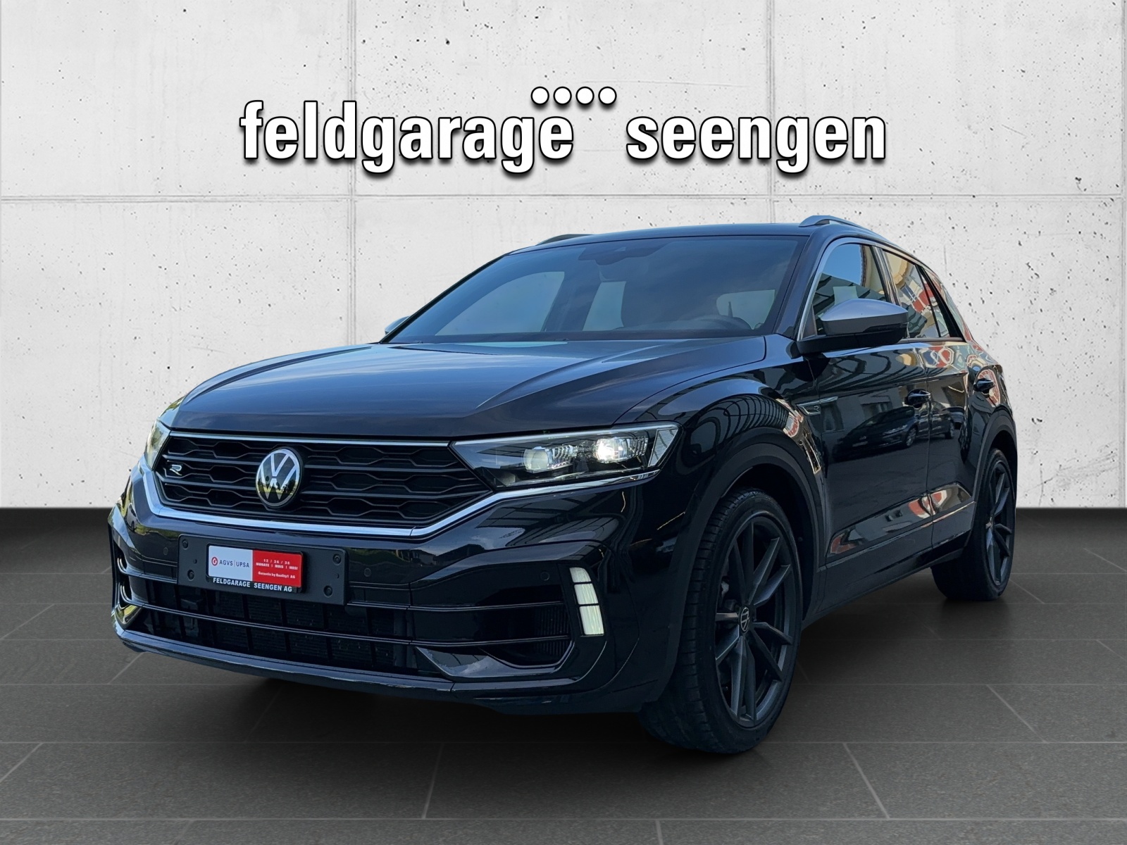 VW T-Roc 2.0 TSI R DSG 4Motion mit AHK & Panorama-Schiebedach