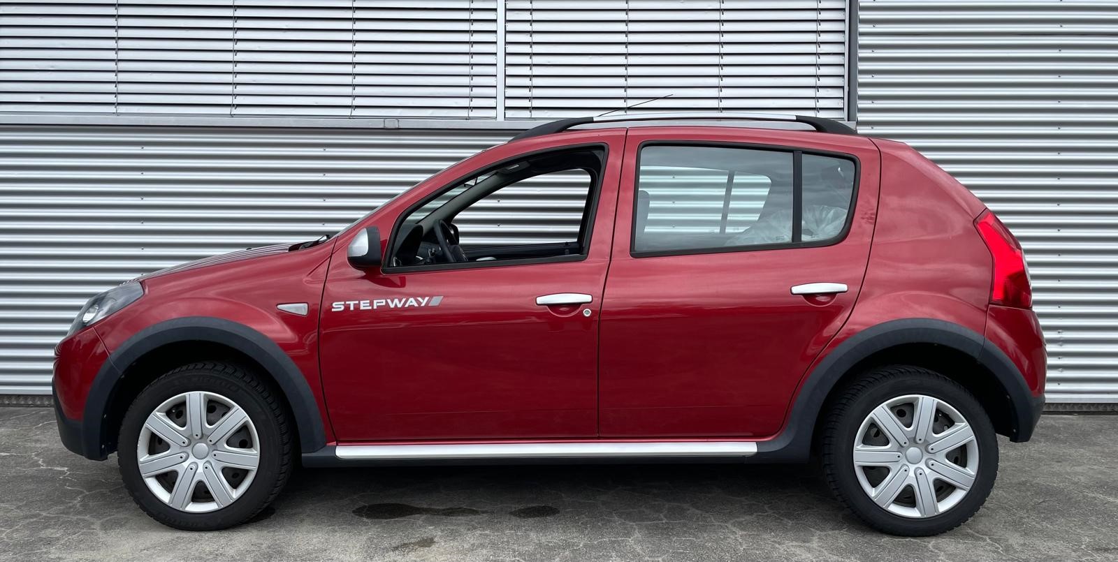 DACIA Sandero 1.6 Stepway