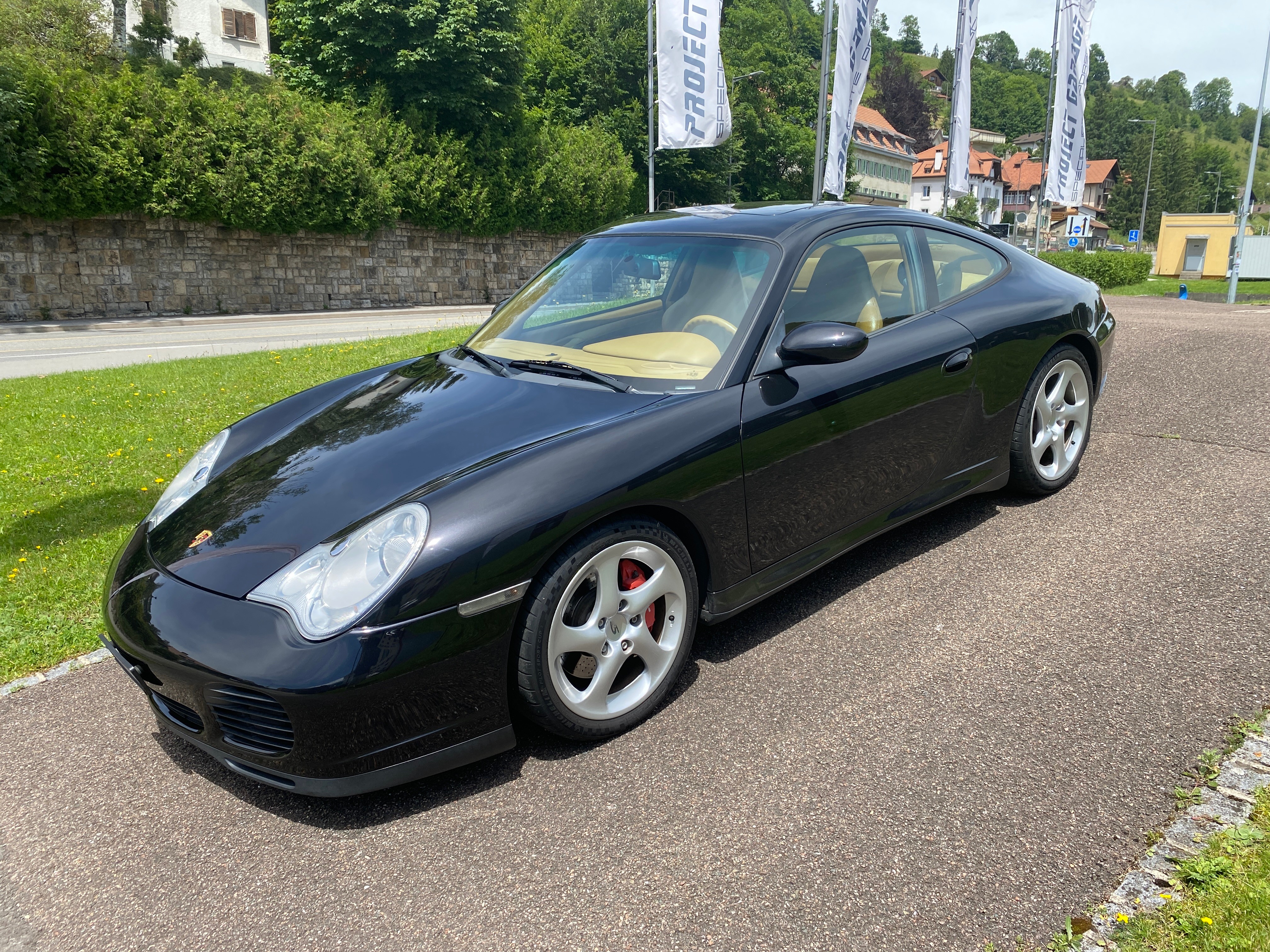 PORSCHE 911 Carrera 4 S