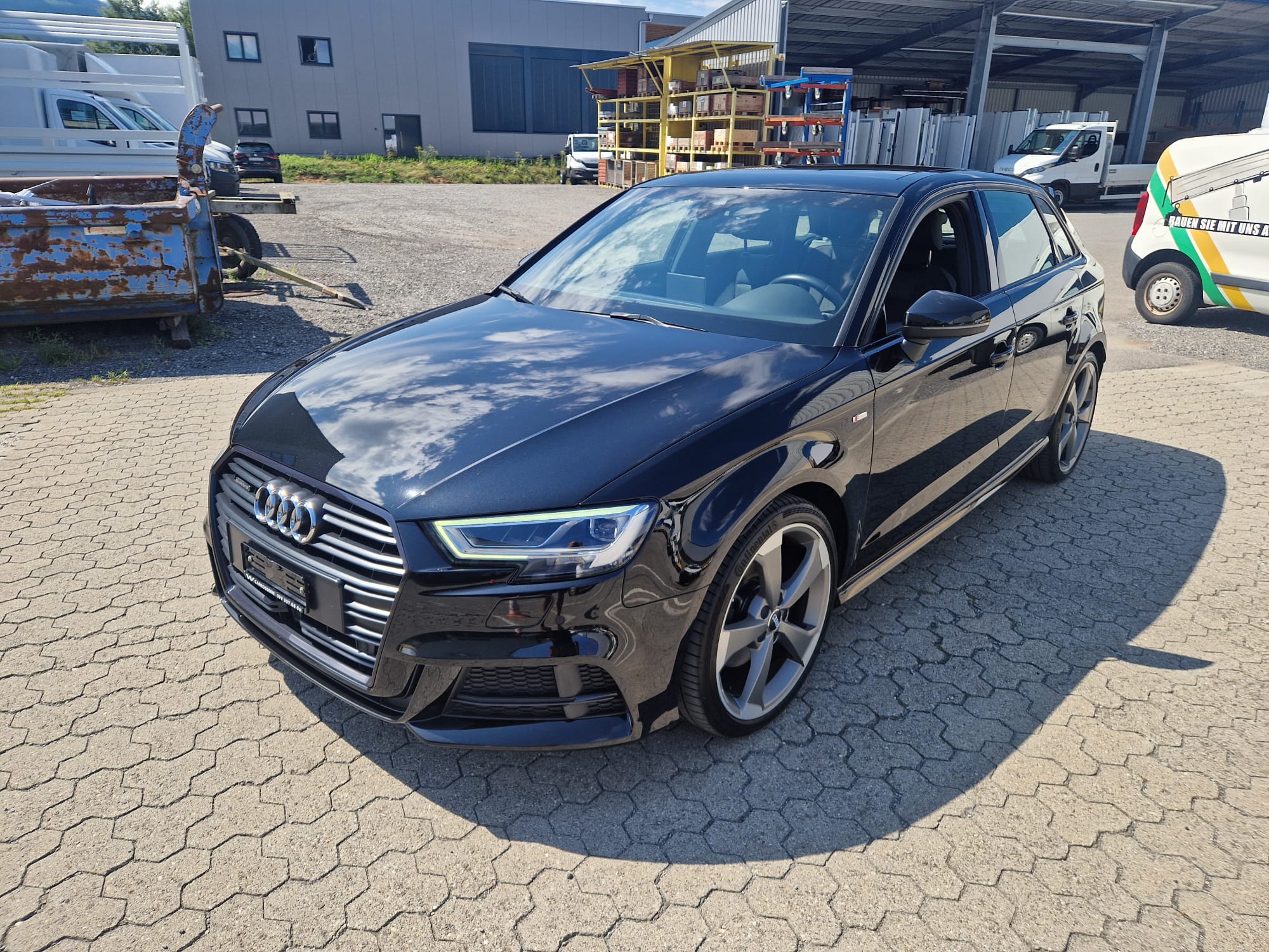 AUDI A3 Sportback 40 TFSI Sport Attraction quattro