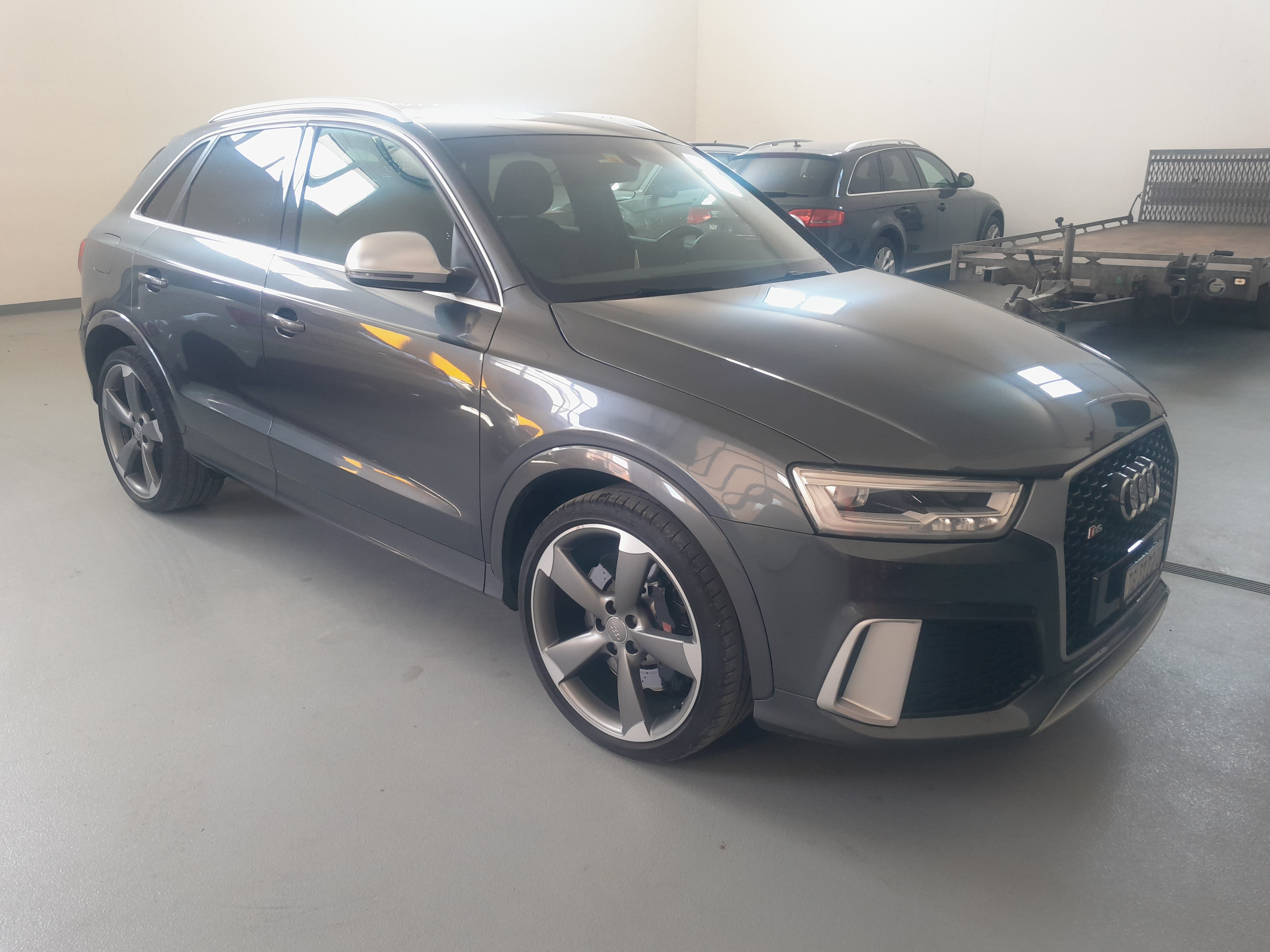 AUDI RS Q3 2.5 TFSI quattro S-tronic