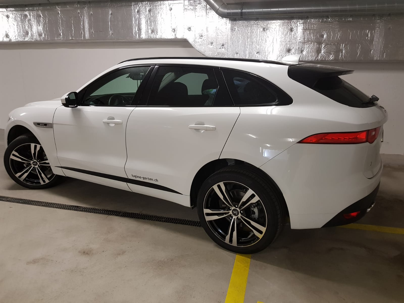 JAGUAR F-Pace 2.0d R-Sport AWD Automatik