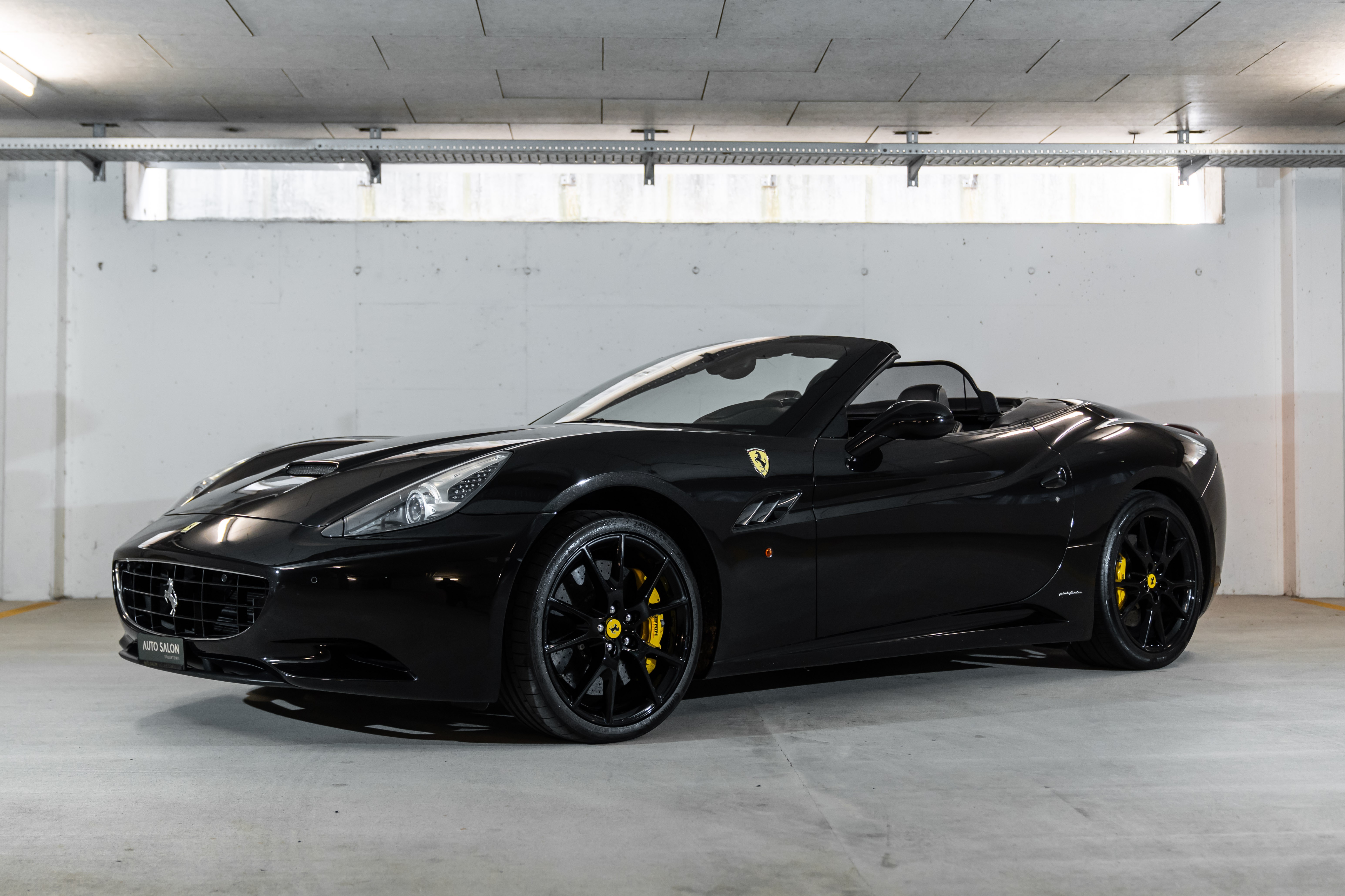 FERRARI FERRARI California 4.3 V8