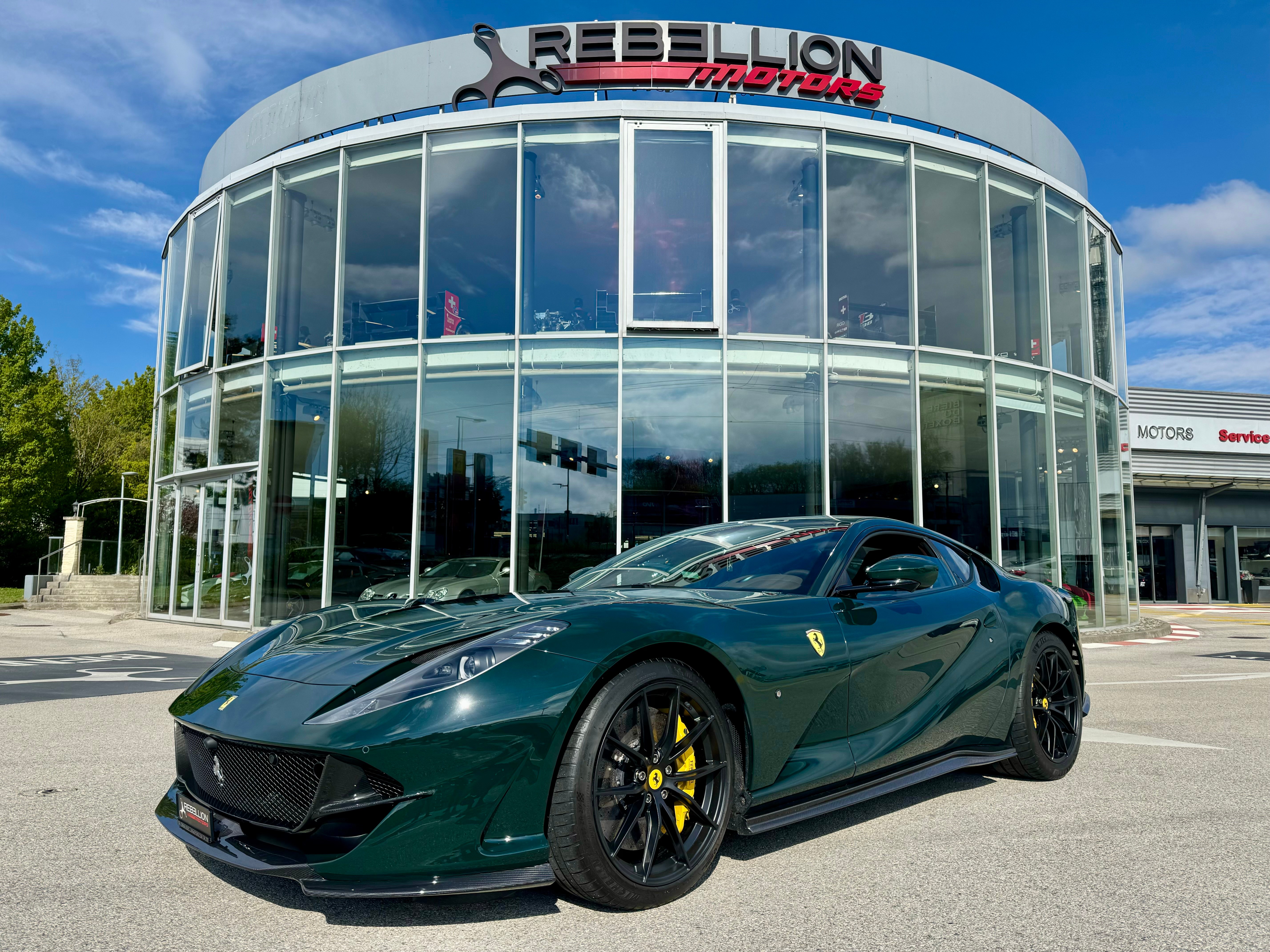 FERRARI 812 Superfast