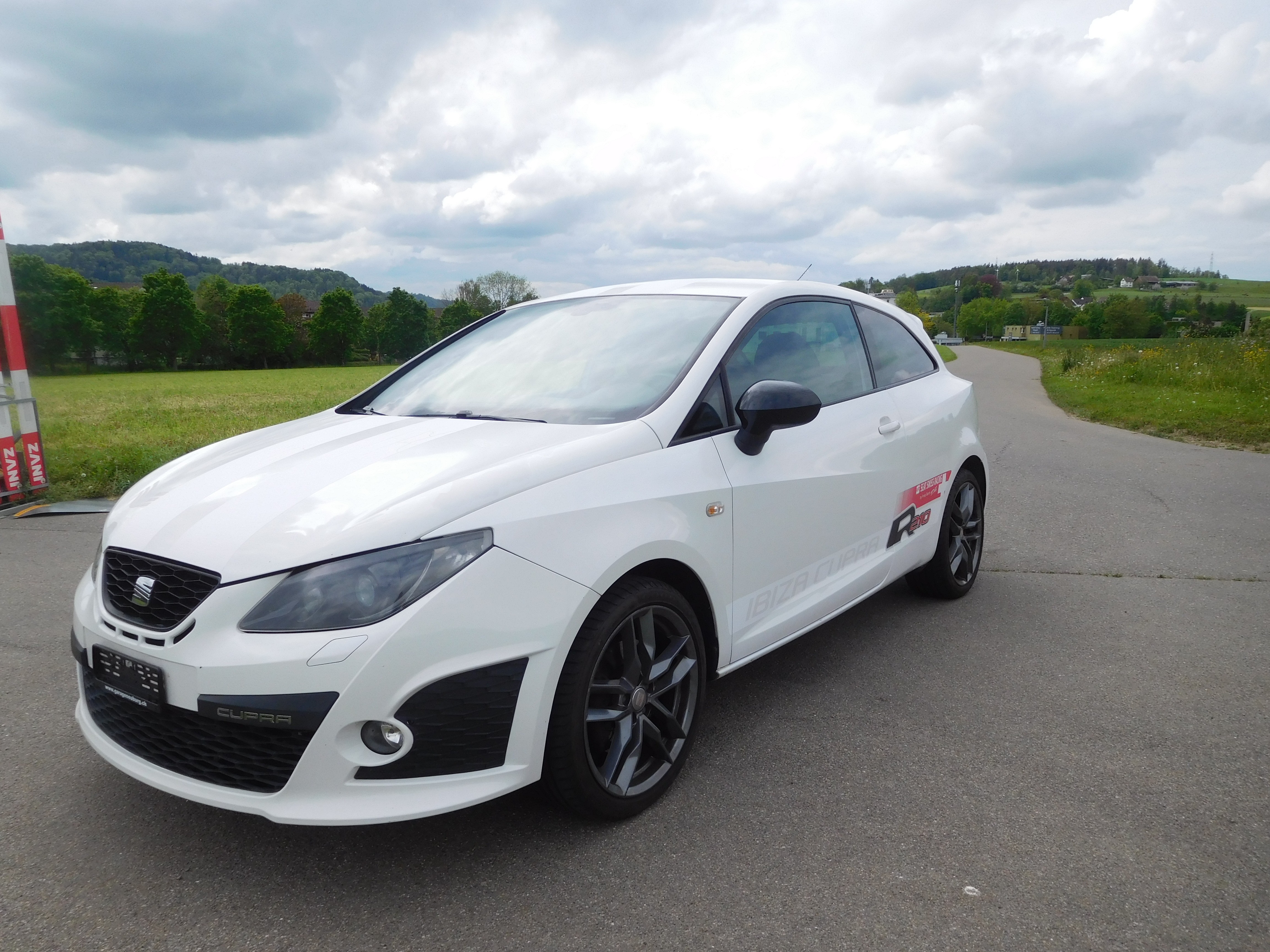 SEAT Ibiza SC 1.4 TSI Cupra R210 Swiss Racing DSG