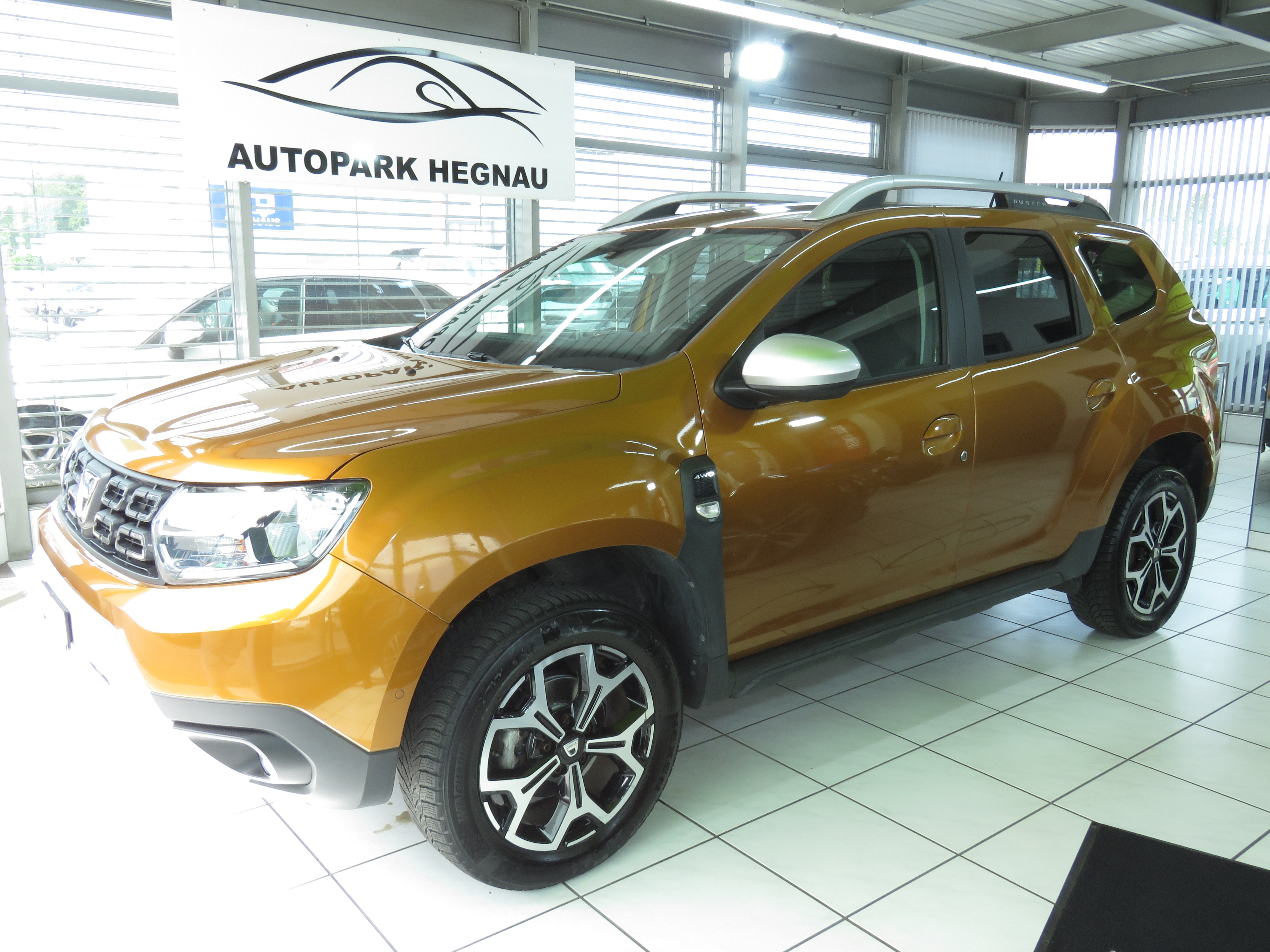 DACIA Duster SCe 115 Prestige 4x4 (AHK 1,5 t)