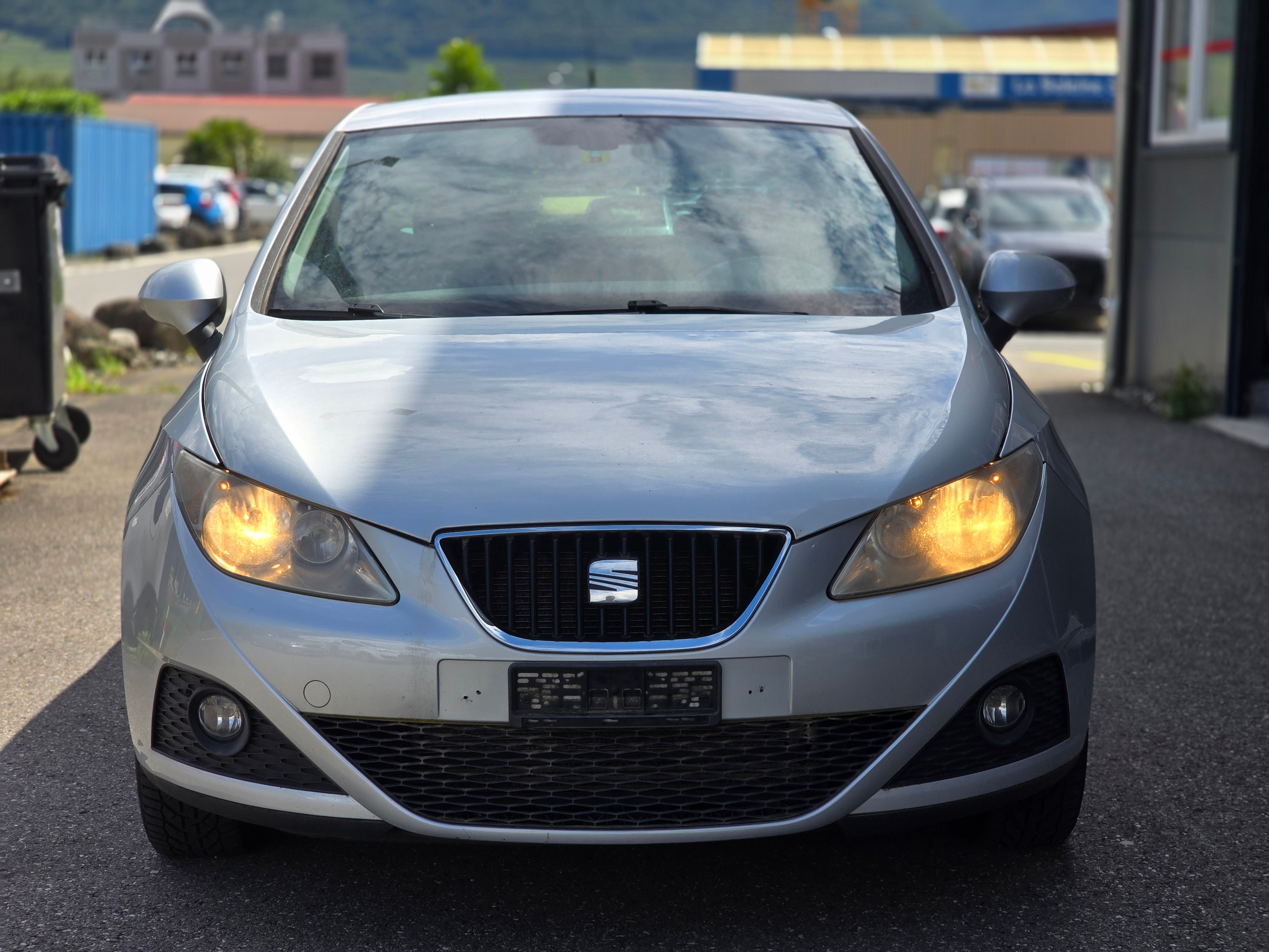 SEAT IBIZA