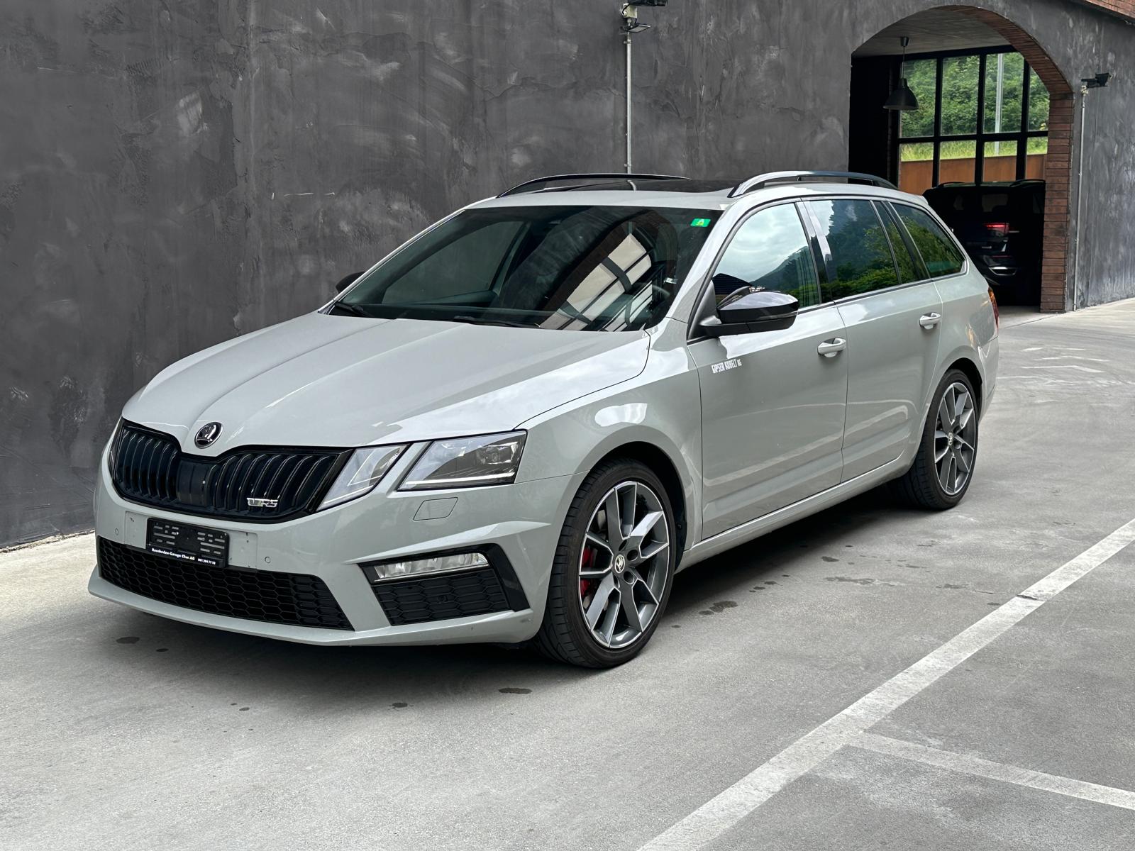 SKODA Octavia Combi 2.0 TDI RS 4x4 DSG