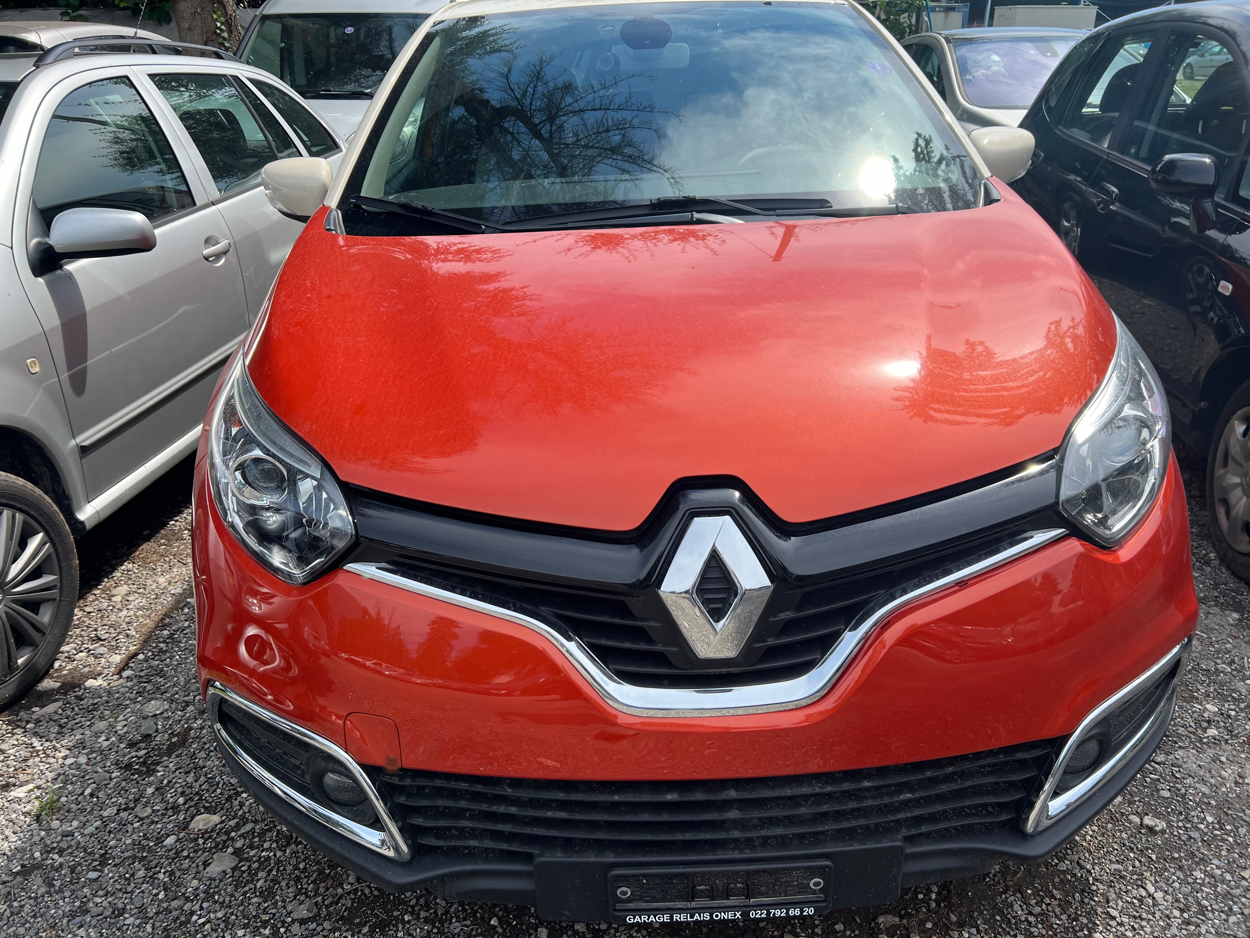 RENAULT Captur 1.2 T 16V Privilège EDC